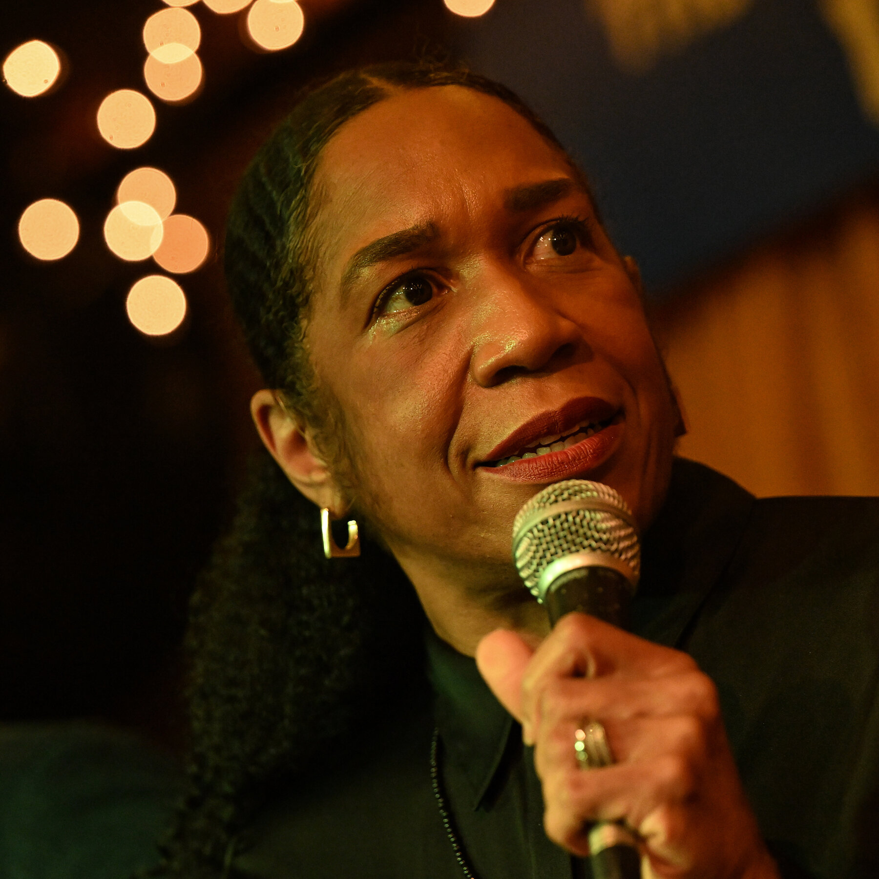 Stratton, Illinois Senate Primary Winner, Promises a ‘Fight’ With Trump