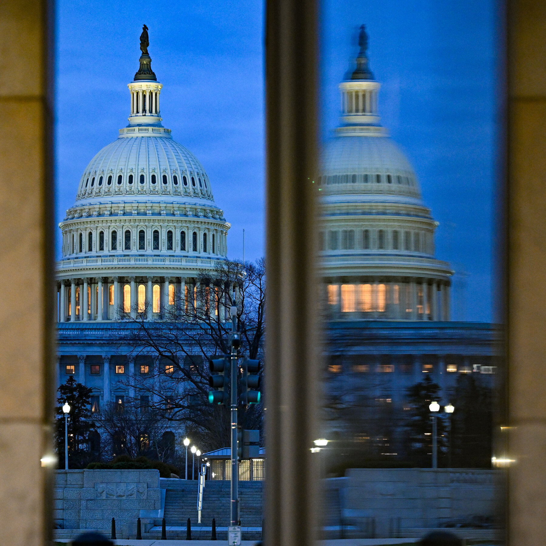 Republicans Step Up Efforts to Reach DHS Funding Deal and End Shutdown