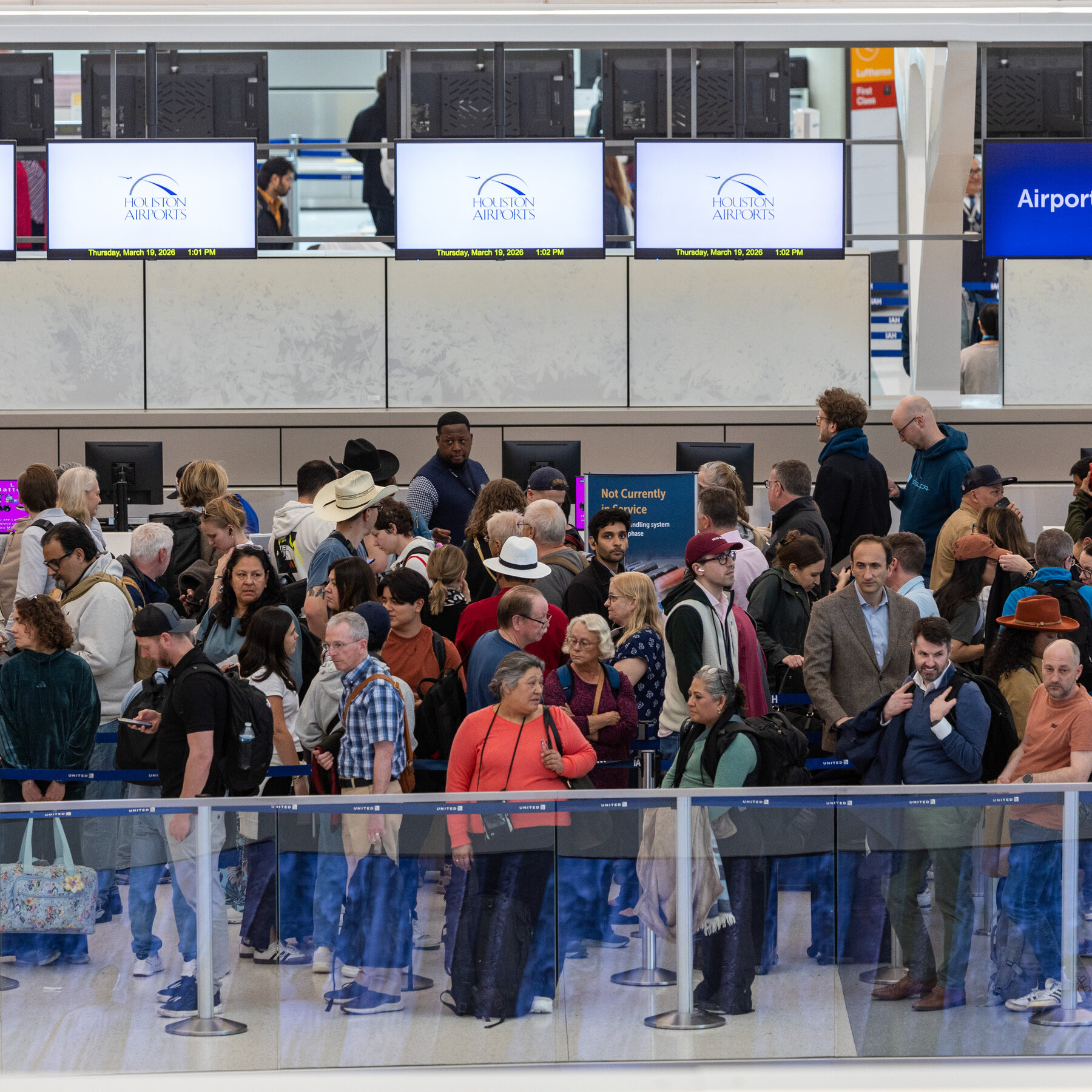 Why Are Delays at Houston’s Bush Airport Worse Than at Others?