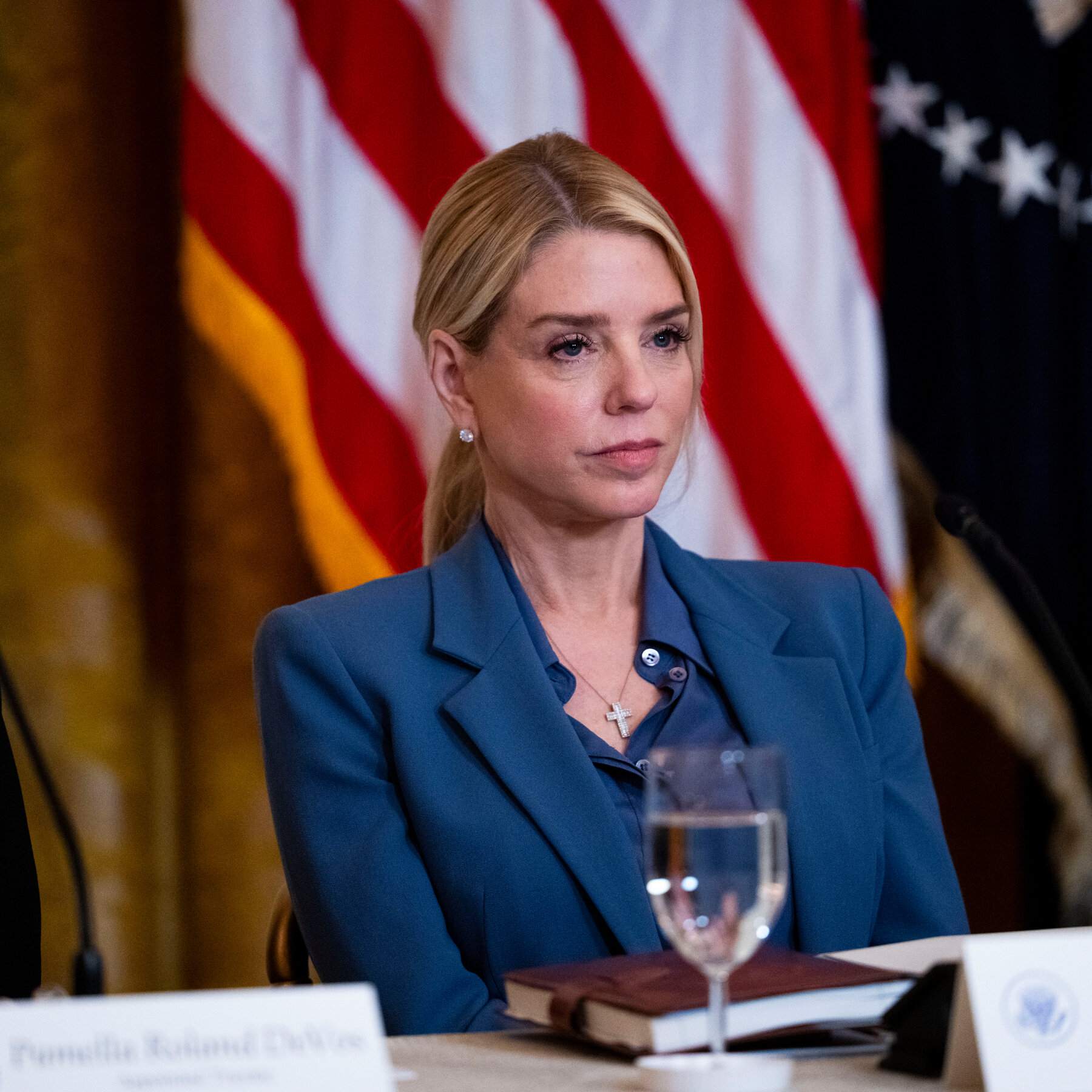 Justice Dept. Scrutinizes Transgender Prisoner Housing in California and Maine