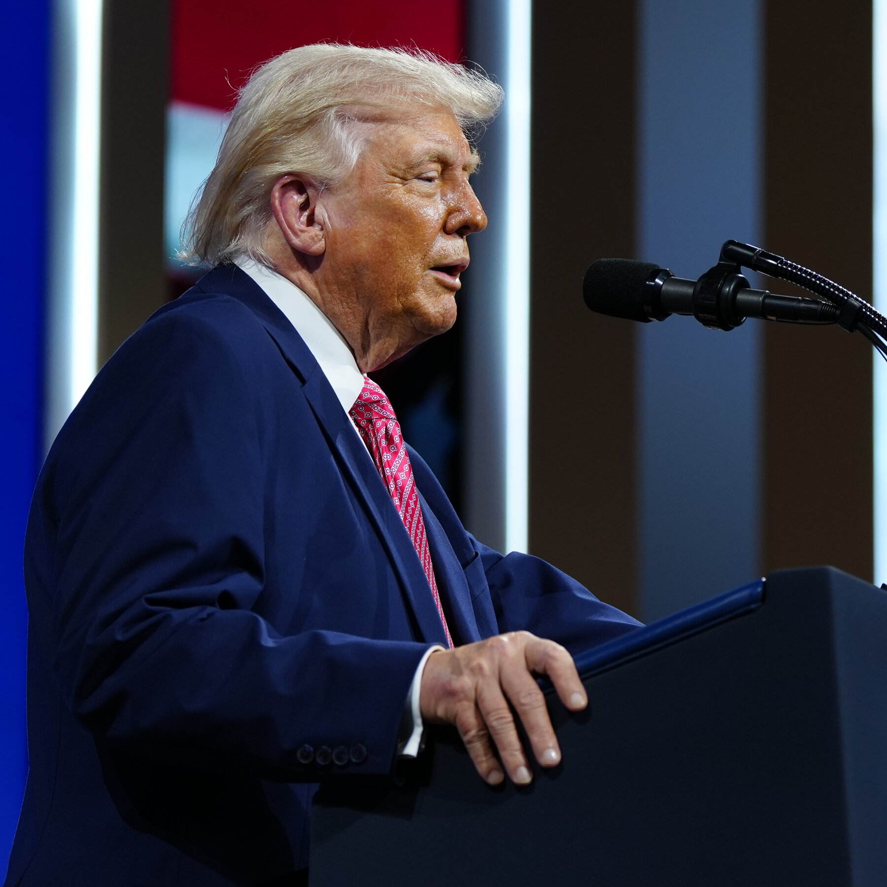 Trump Says Middle East Is ‘Saved’ as Iran Strikes Injure U.S. Troops in Gulf