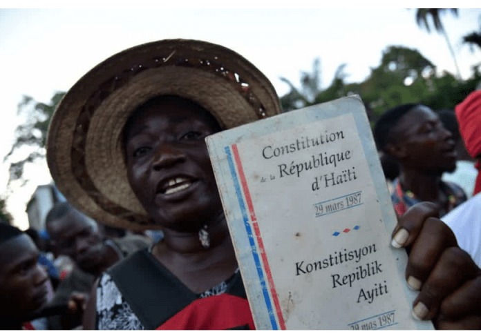Audio – Constitution du 29 mars 1987 : 1 268 980 Haïtiens votent OUI et seulement 2167 disent NON. Le point sur la journée du 29 mars 1987