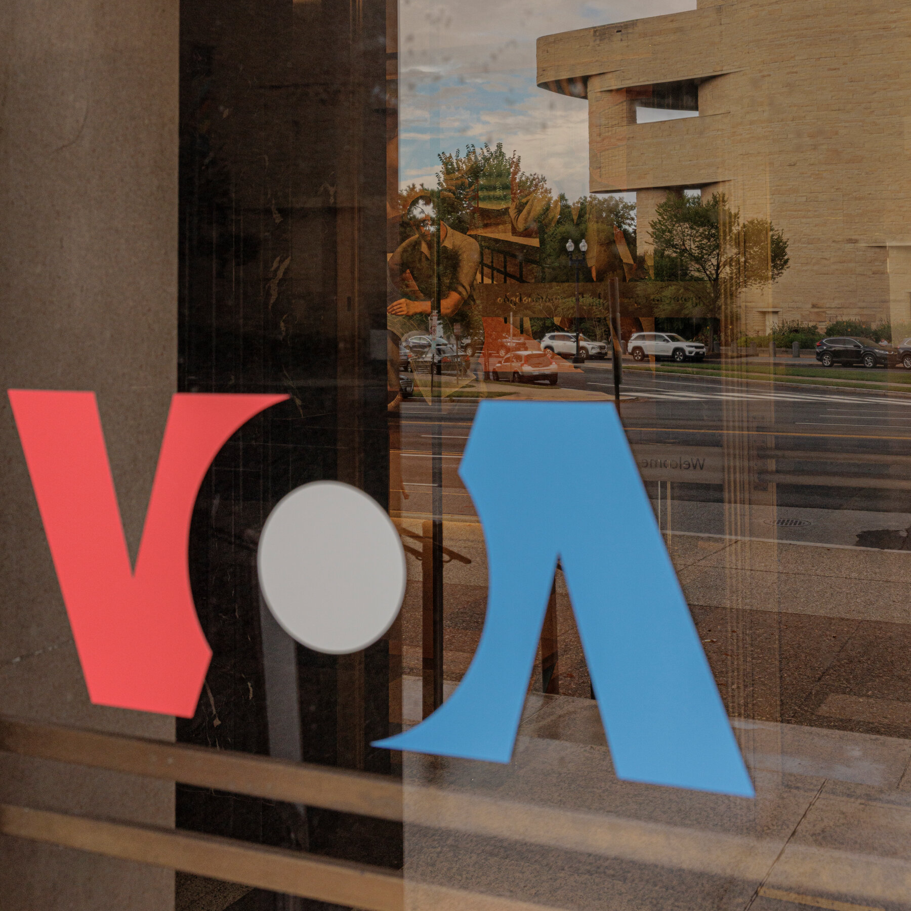 Appeals Court Stops V.O.A. Journalists From Quickly Returning