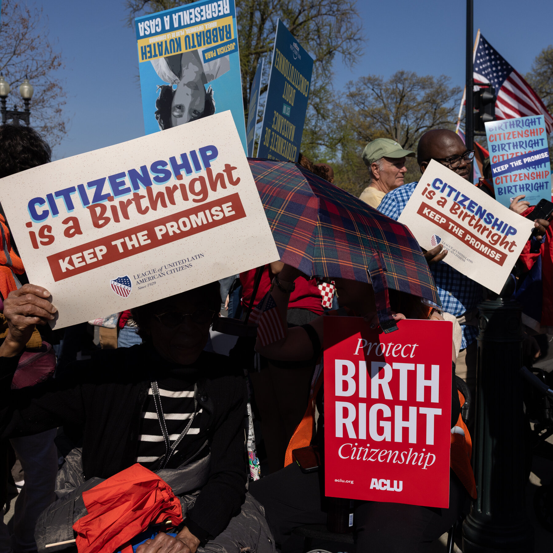 Forget the 14th Amendment. A 1952 law also takes on birthright citizenship.