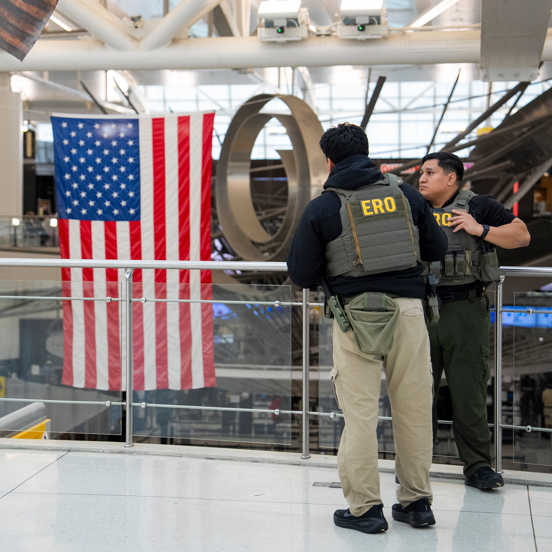 Senate and House Republicans Strike Deal to End DHS Shutdown