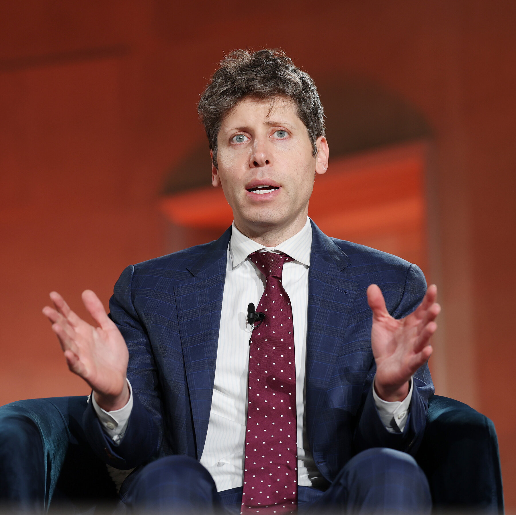 Molotov Cocktail Is Hurled at Home of OpenAI C.E.O. Sam Altman