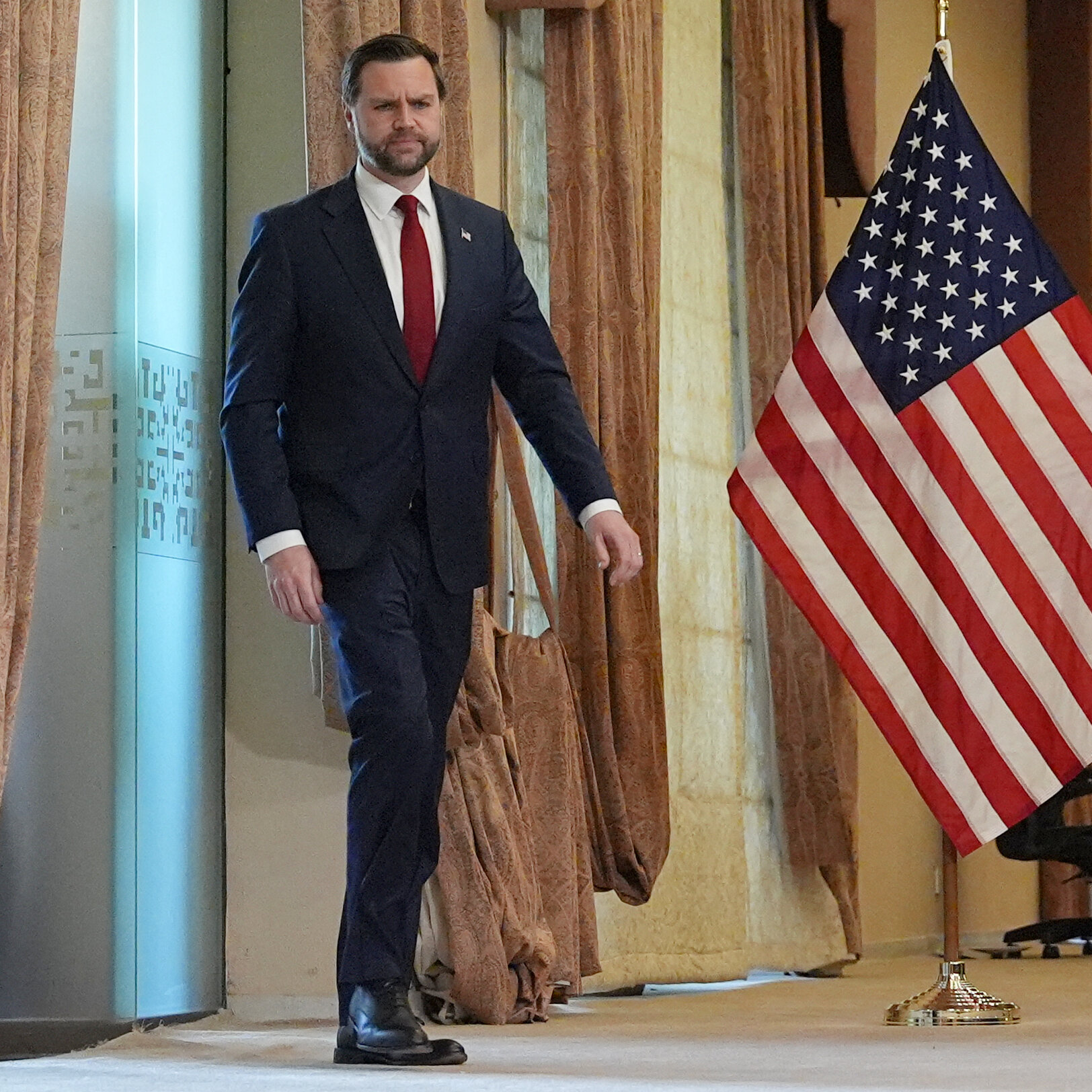 How JD Vance Tried and Failed to End the War in Iran That He Opposed