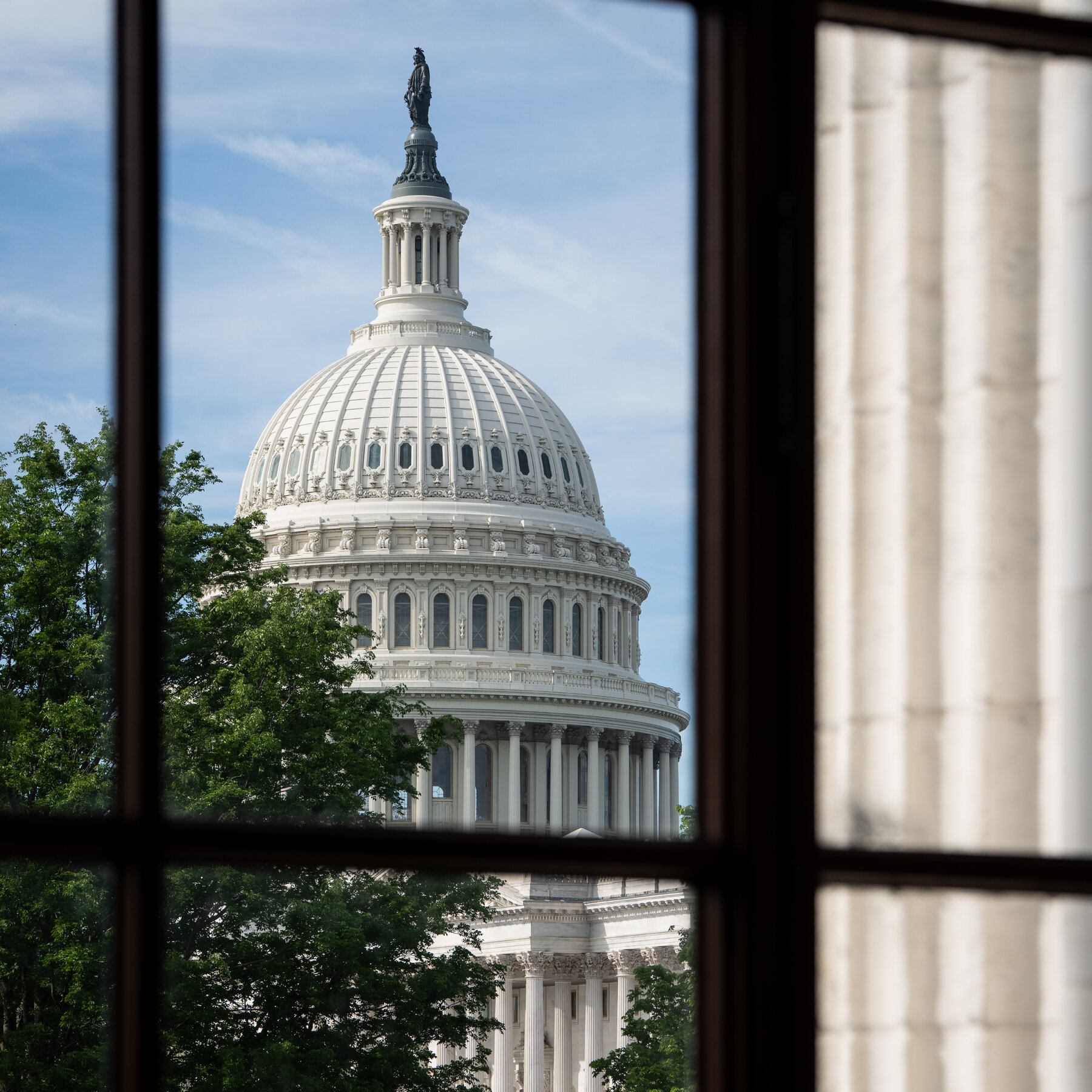 House Passes Air Safety Bill, Setting Up Clash with Senate