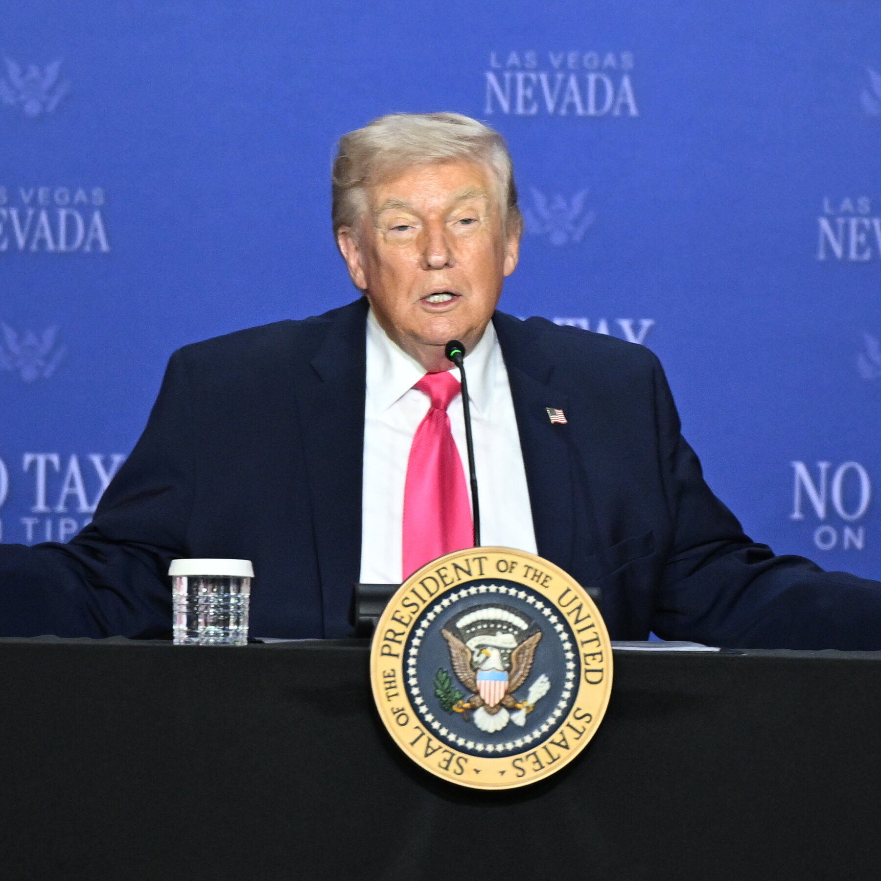 Trump Promotes ‘No Tax on Tips’ in Las Vegas and Brushes Off Iran War Inflation Concerns