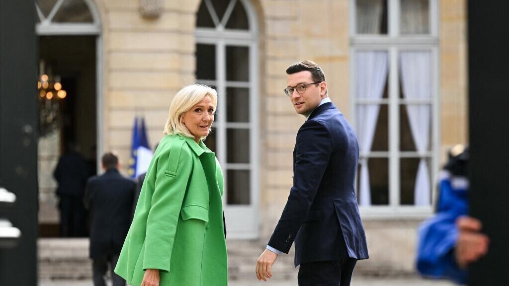 French far right courts business community ahead of elections