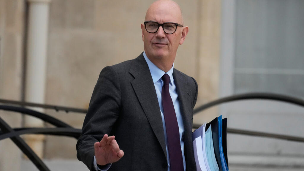 France seeks €4bn savings to cover cost of Middle East war