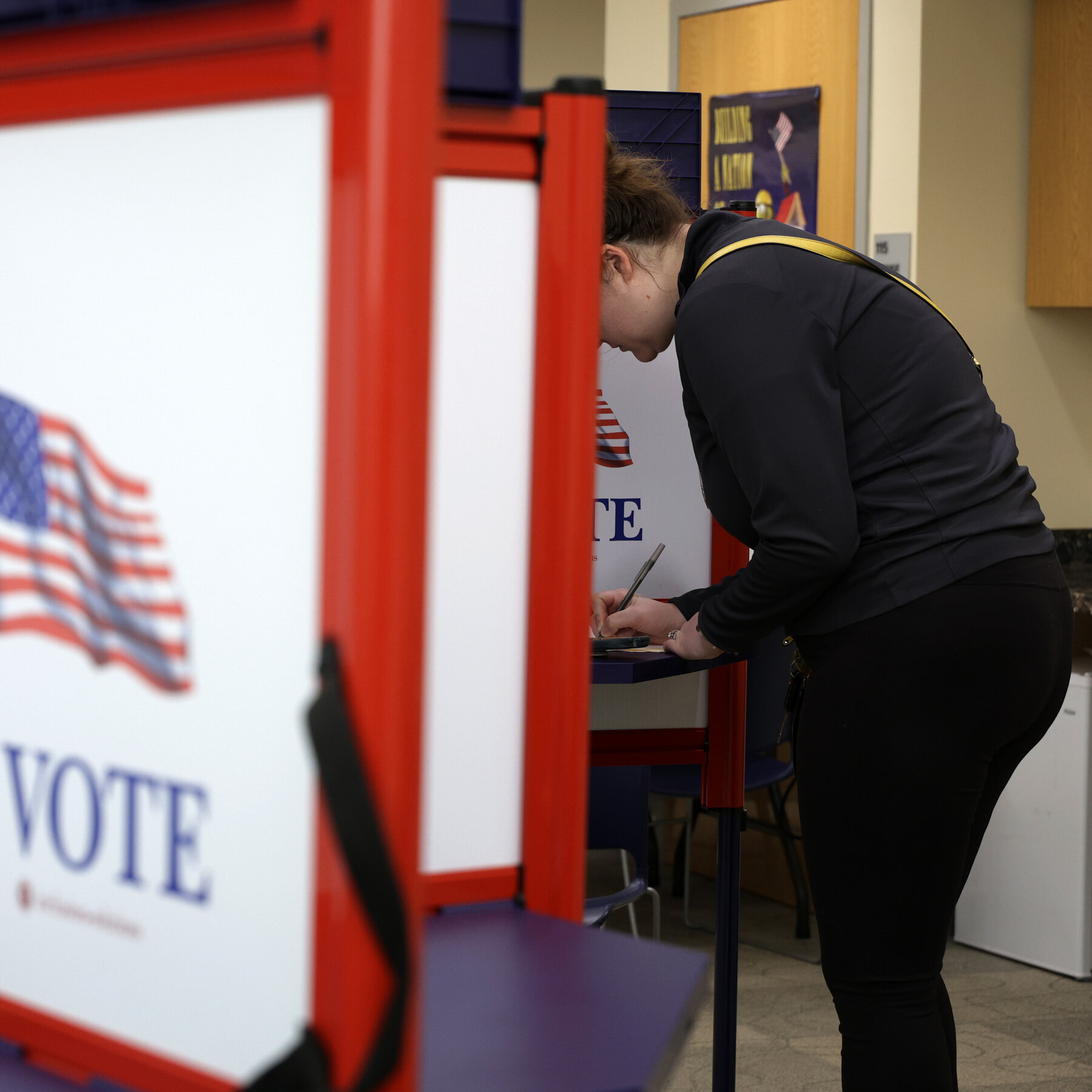 Virginia Passes New House Map in a Midterm Victory for Democrats