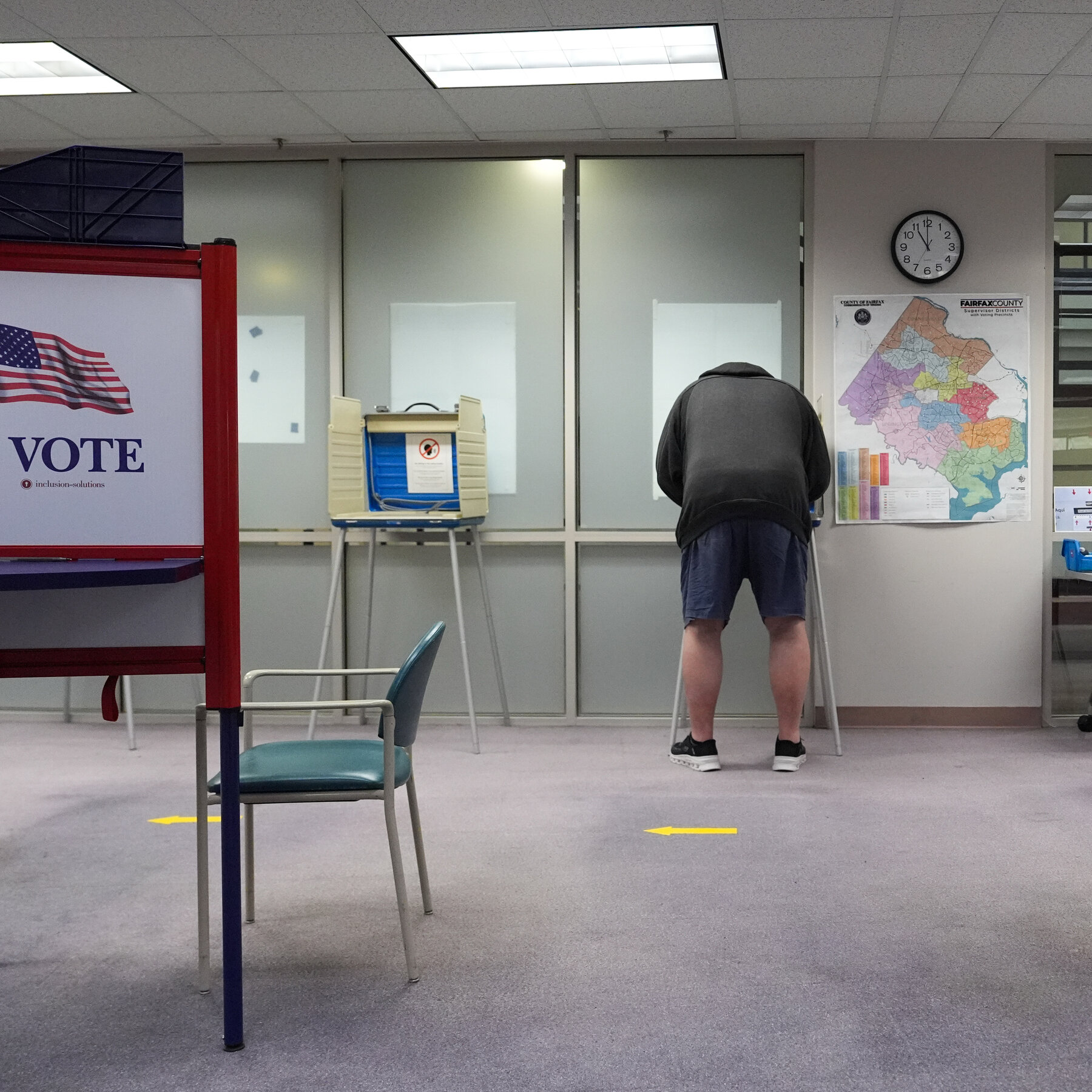 Virginia High Court Weighs Legality of Congressional Map Approved Last Week