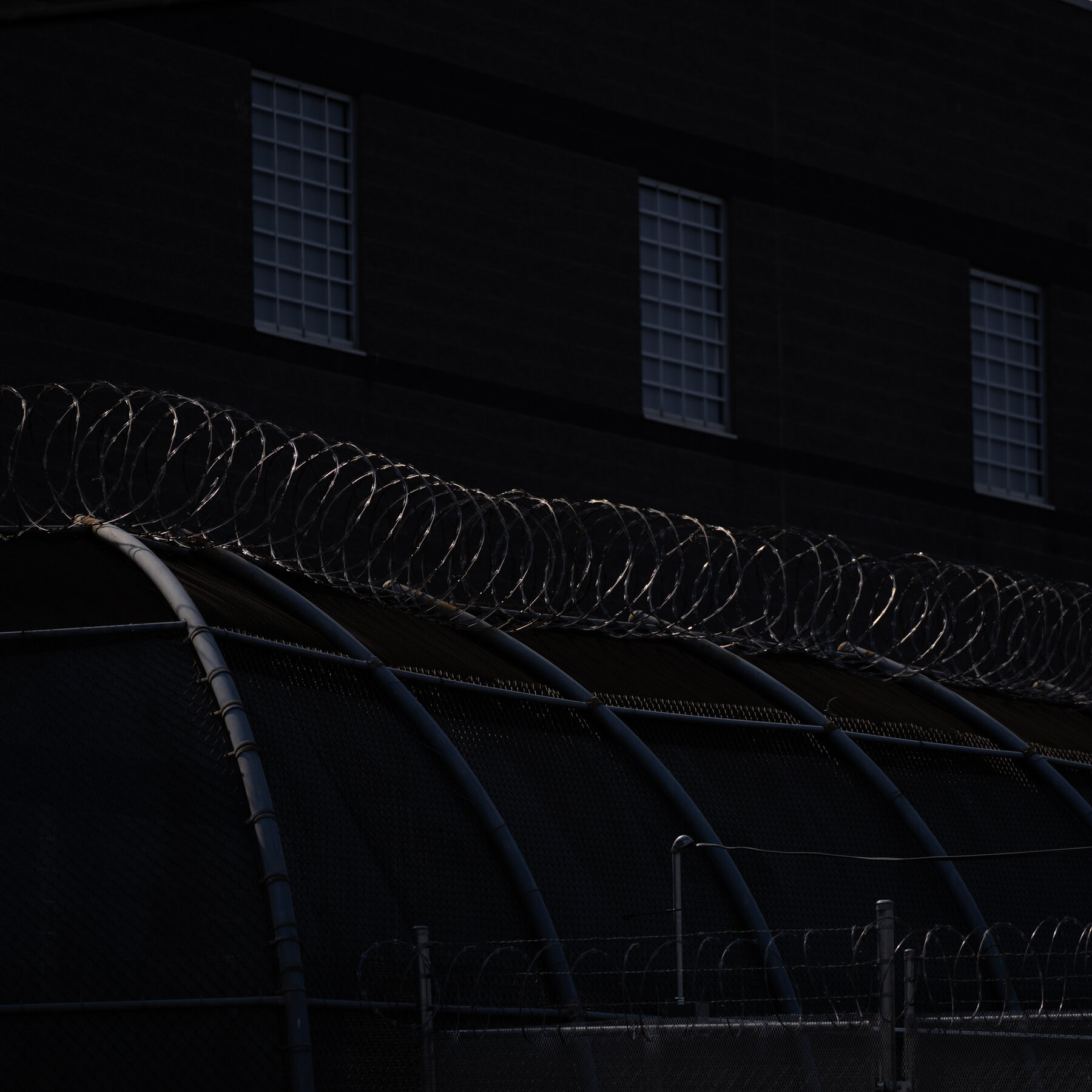 Appeals Court Rules Against Trump Detention Policy, Creating a Split