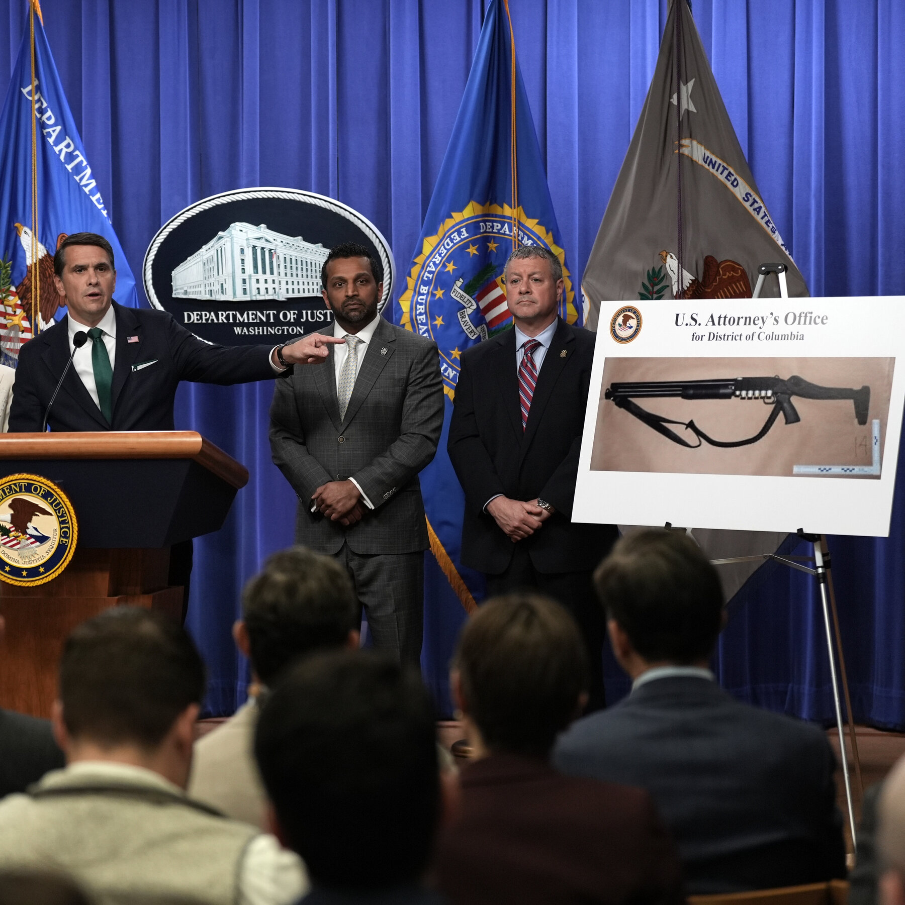 Charges Against Suspect in Trump Assassination Attempt Based on Shotgun Shell and a Screed