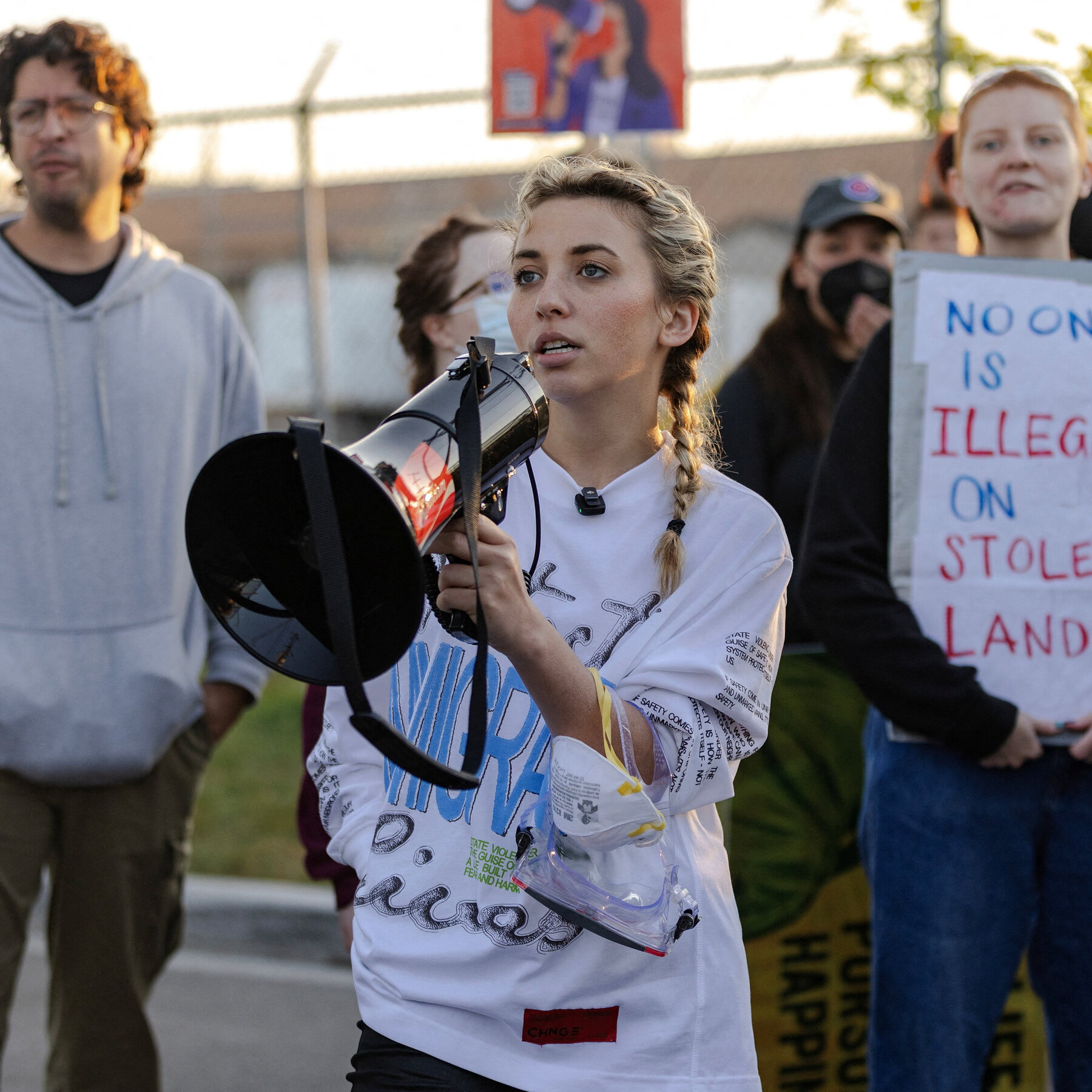 U.S. Prosecutors to Drop Felony Charges Against Illinois Protesters