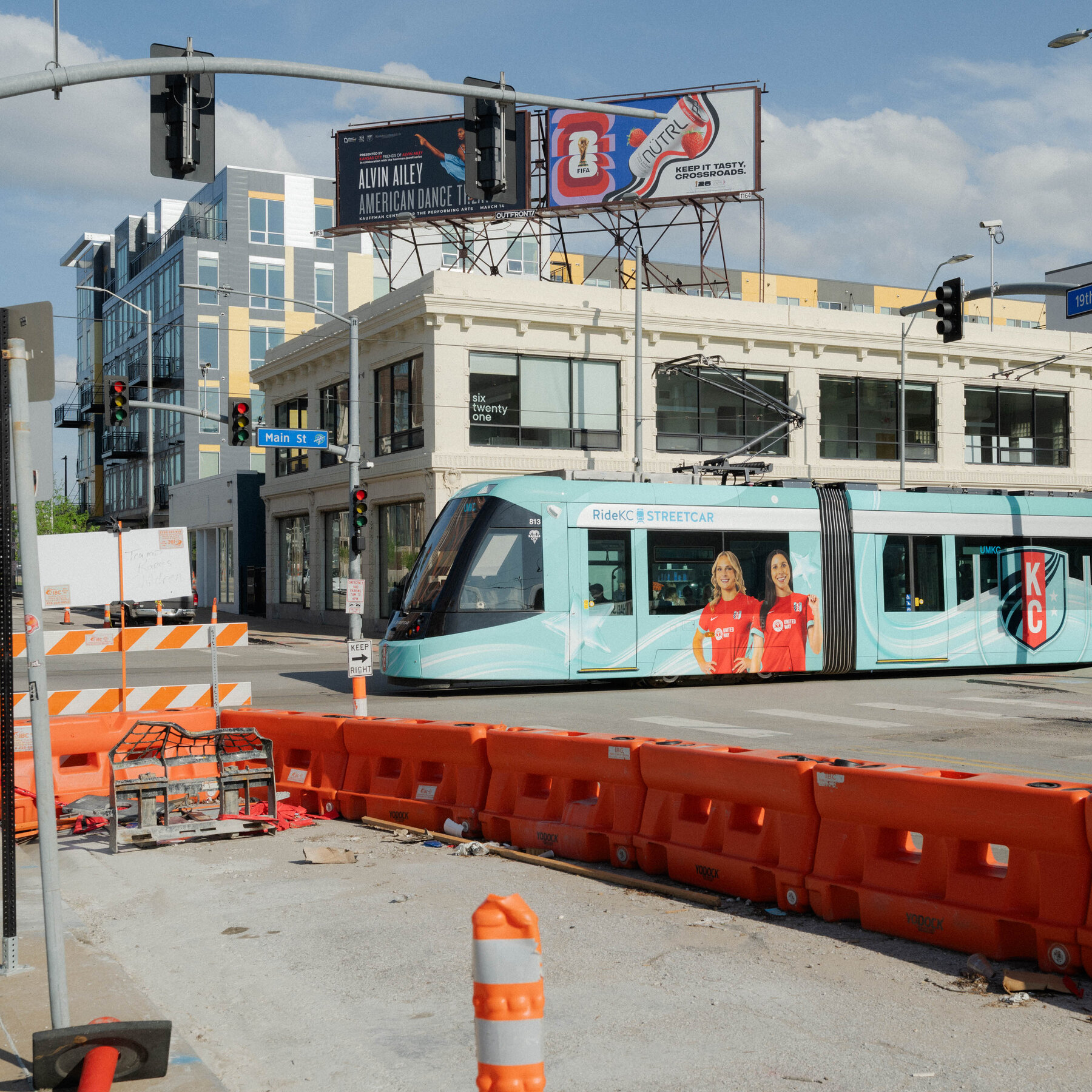 Kansas City, a Car Town, Spends Millions on World Cup Transit