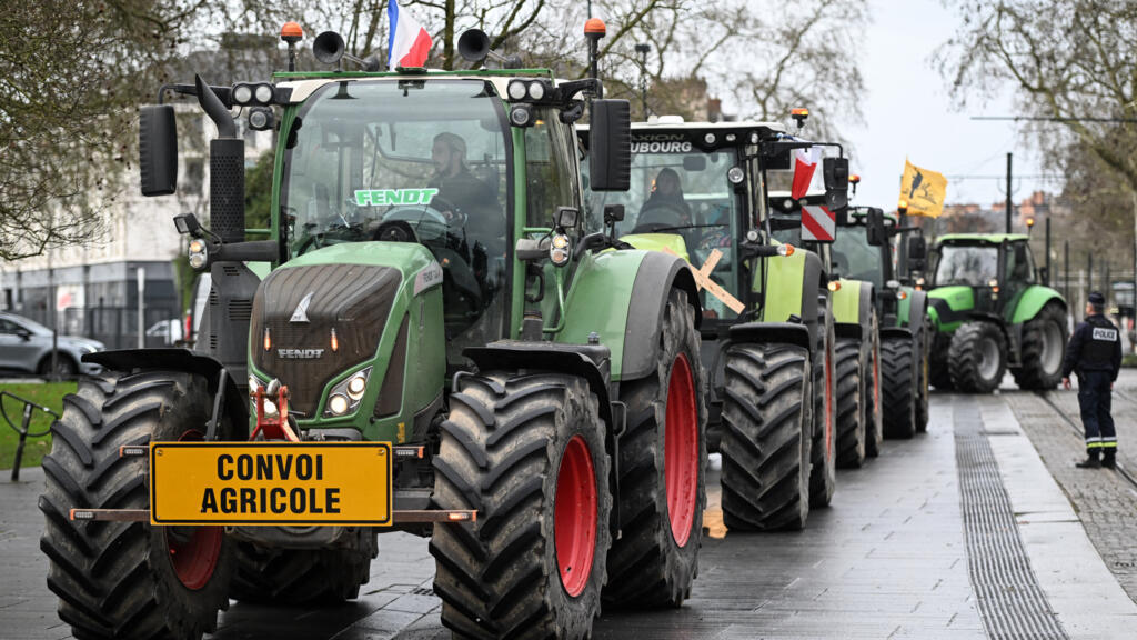 French farming reform bill spurs renewed clashes over pesticides and water