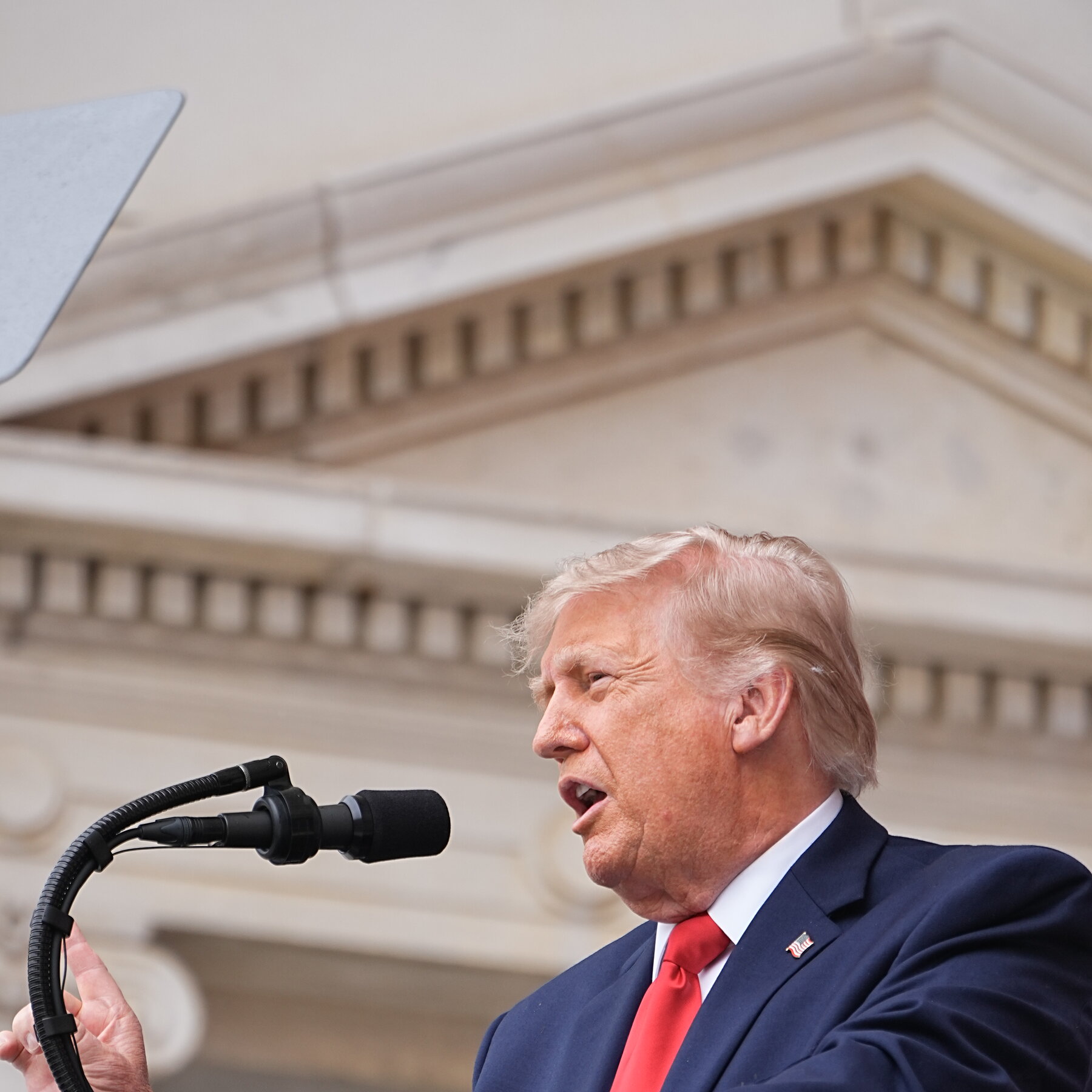 Trump Urges More Countries to Normalize Relations With Israel as Part of Iran Deal