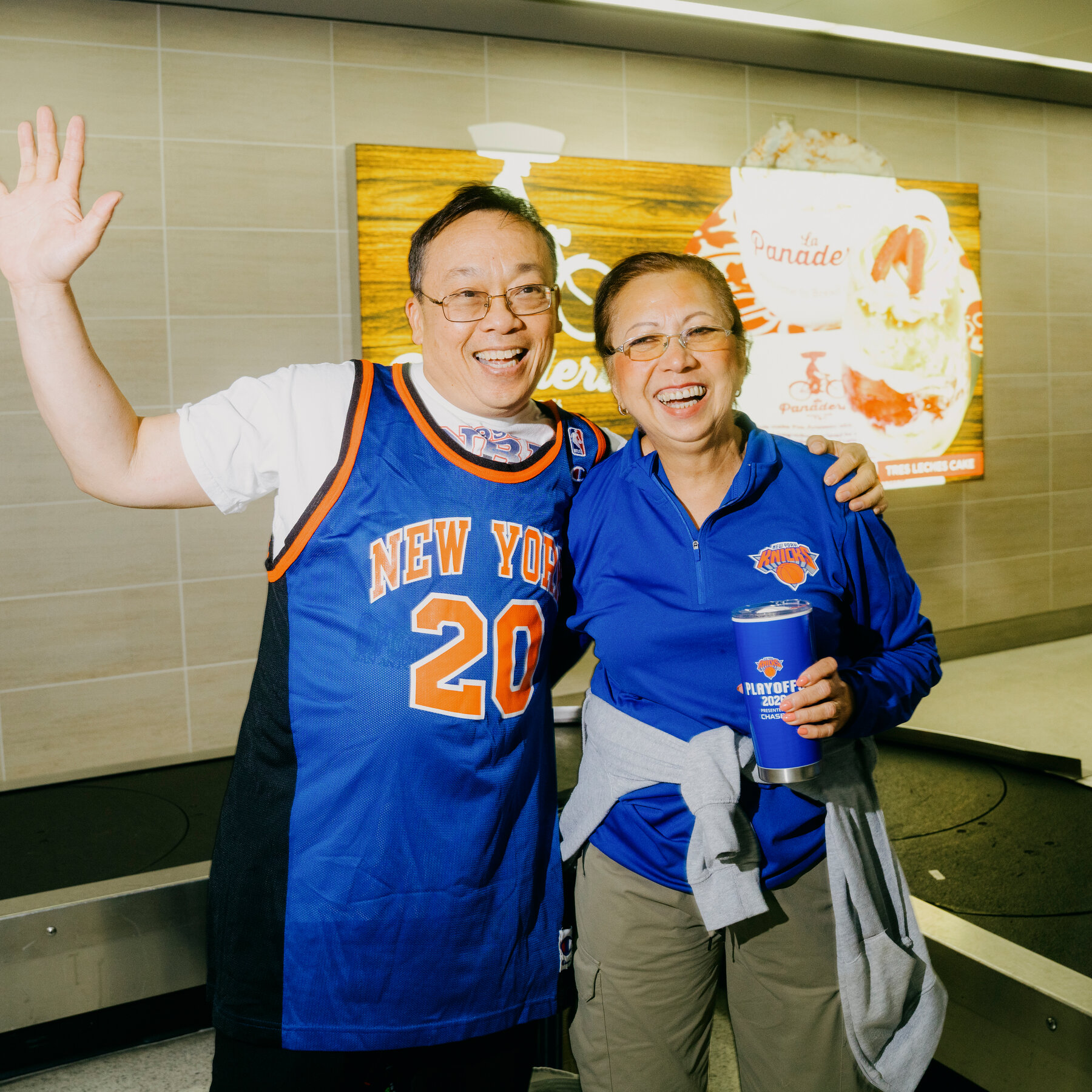 Knicks Fans Invade San Antonio, Chasing a Finals Rematch 27 Years in the Making