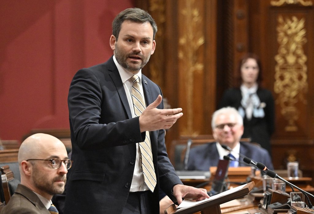 PQ threatens to withdraw Quebec from high-speed rail project if it forms government