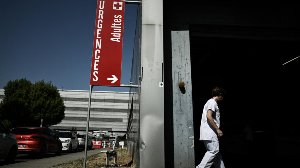 French government under fire as hospitals face excess heatwave deaths