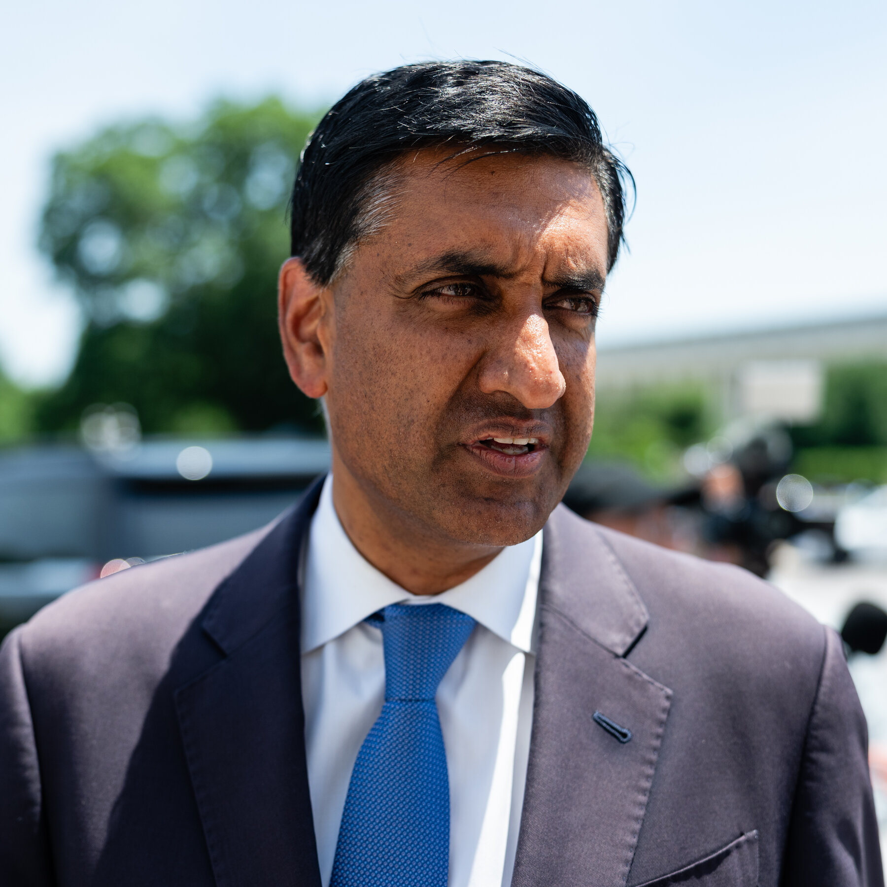 Platner Faces Growing Democratic Calls to Drop Out