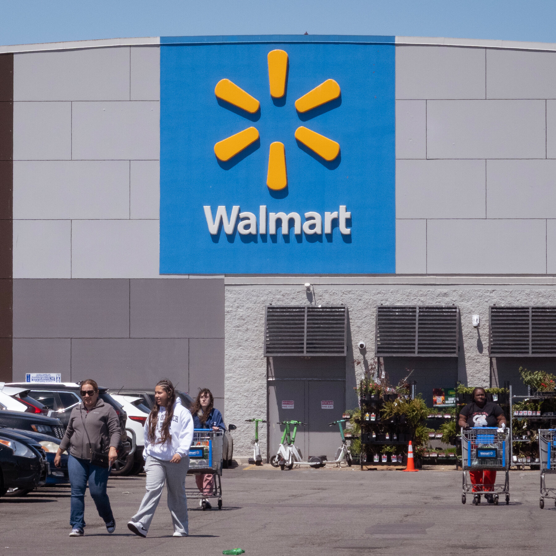 Trump Tries to Take Credit for Walmart Price Cuts of Beef and Other Products
