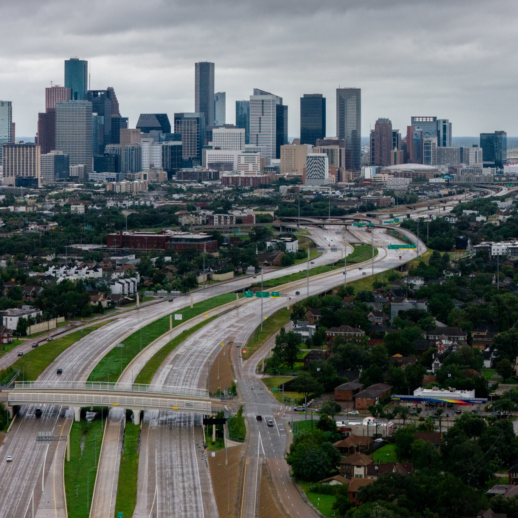 ICE Officer Kills a Mexican Man in Houston