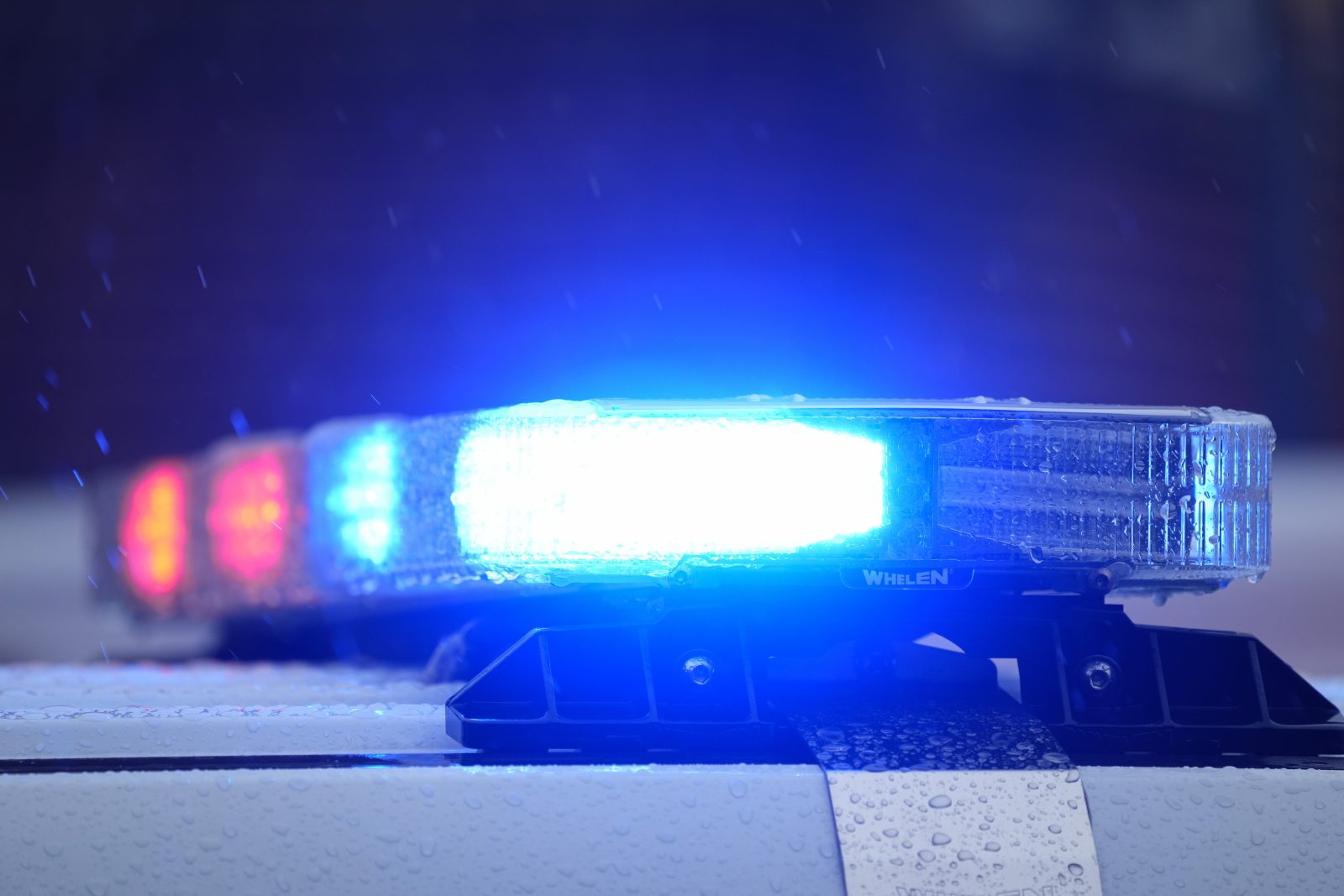 Police arrest 18-year-old man after death of a 41-year-old woman in Sherbrooke