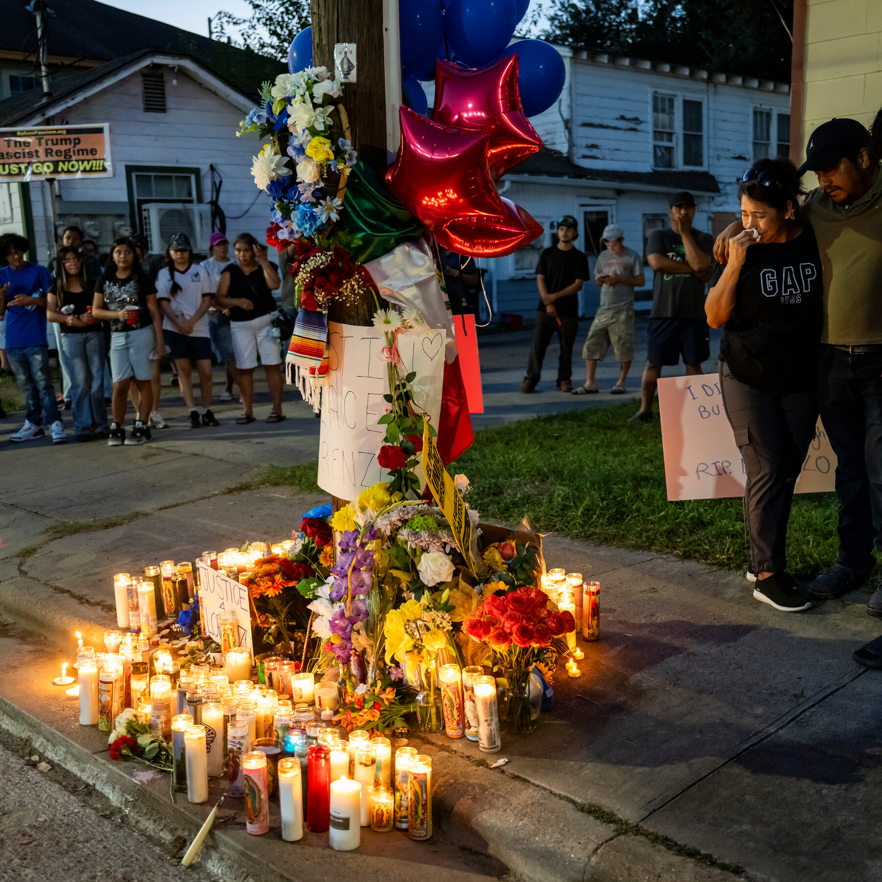 ICE Ordered to Cease Most Vehicle Stops After Fatal Shootings in Maine and Houston