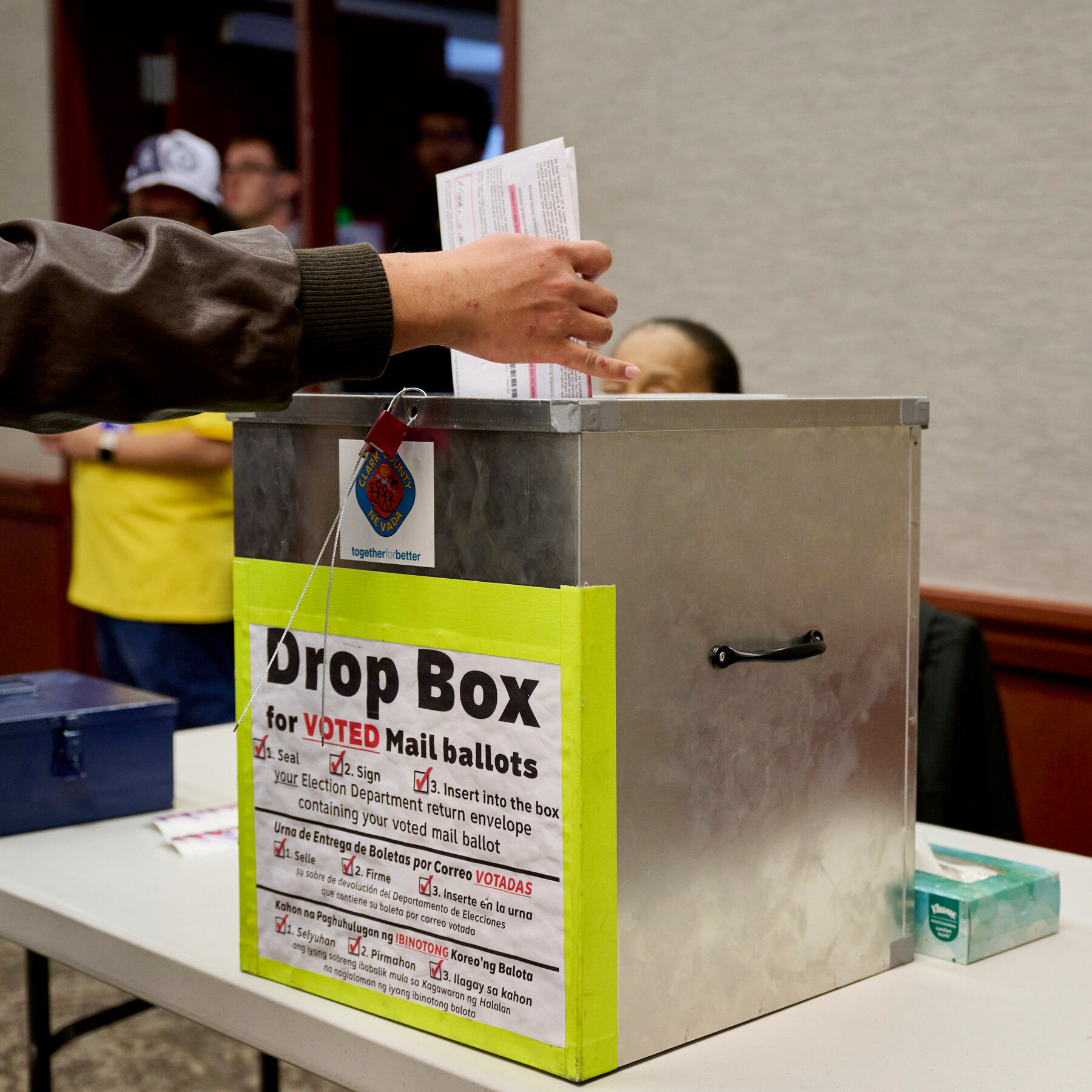 Trump again makes unverifiable claims of noncitizen voting