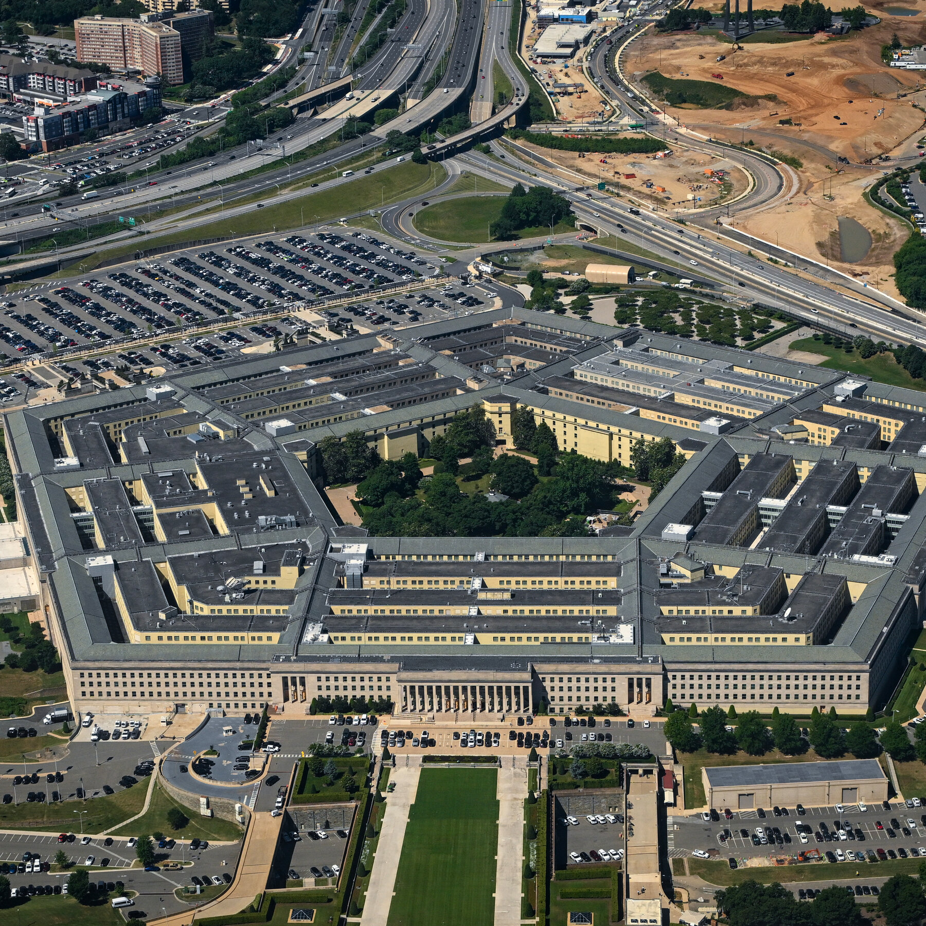 Pentagon Identifies 2 U.S. Soldiers Killed in Jordan