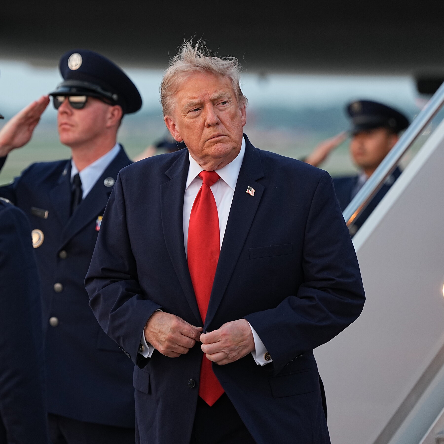 Trump Rejected Nearly 6,000 Clemency Applications Amid Hope of Pardon Wave