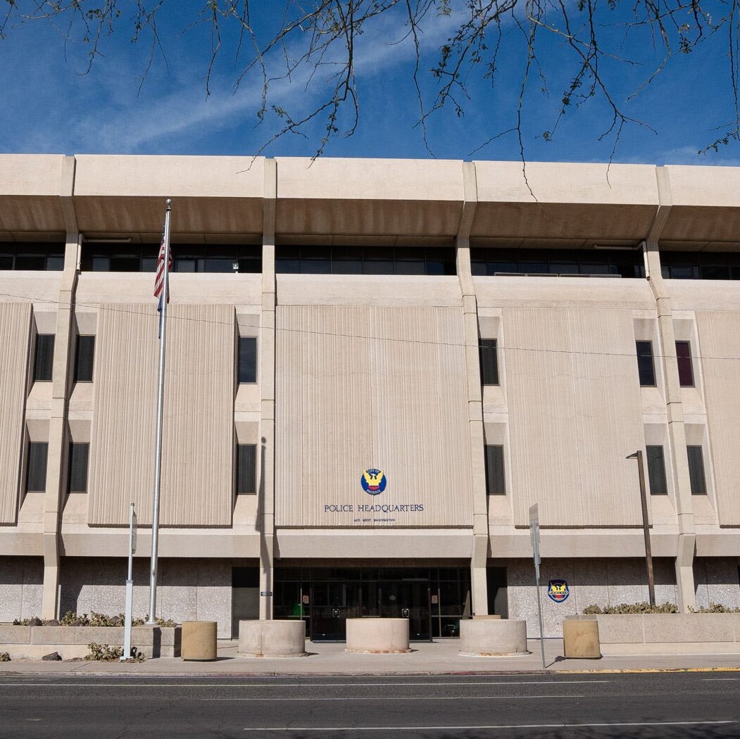 Phoenix Police Investigate 2 Officers Accused of Violent Traffic Stop