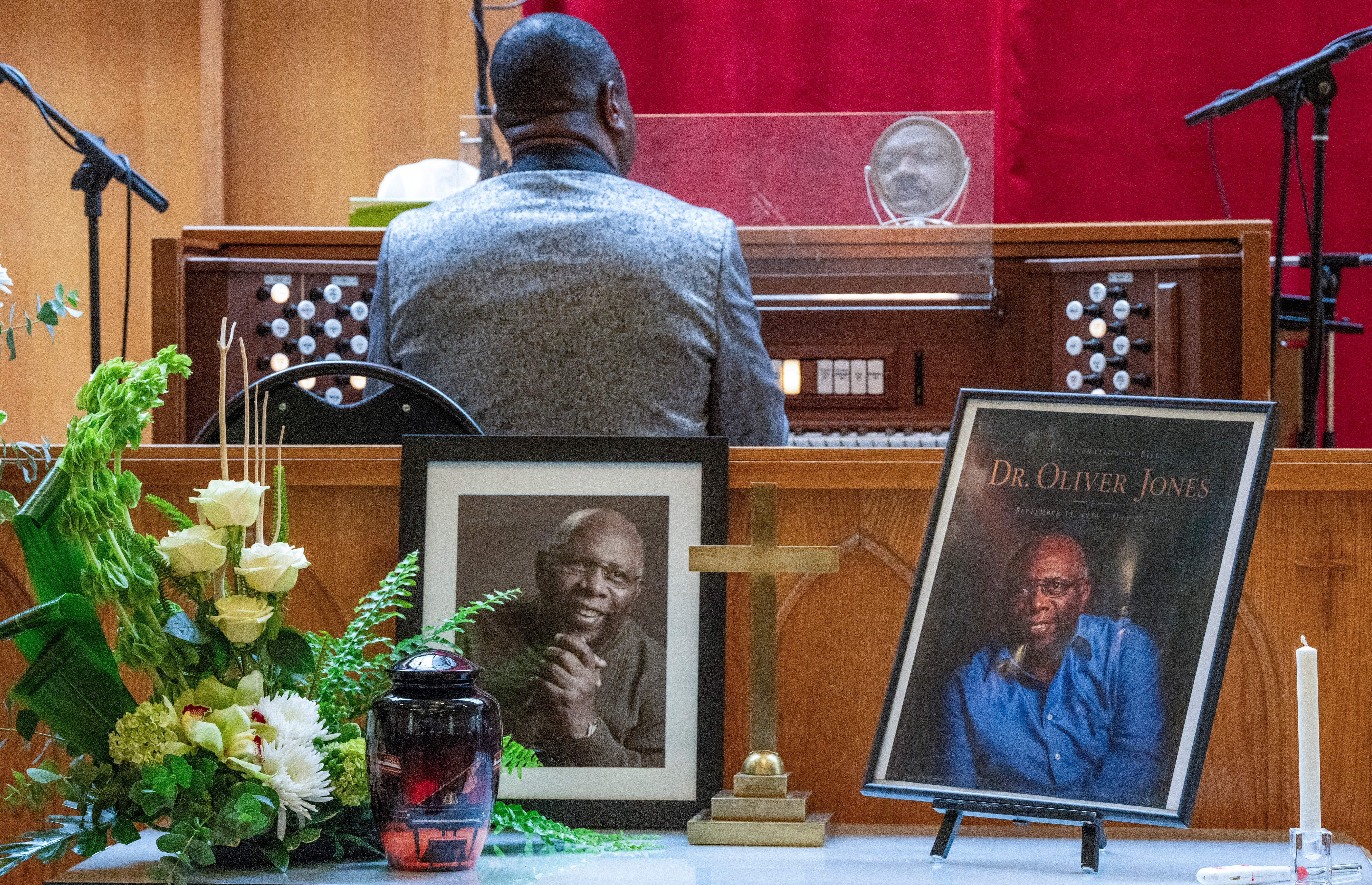 Jazz and gospel fill the church in Little Burgundy as Montreal honours Oliver Jones