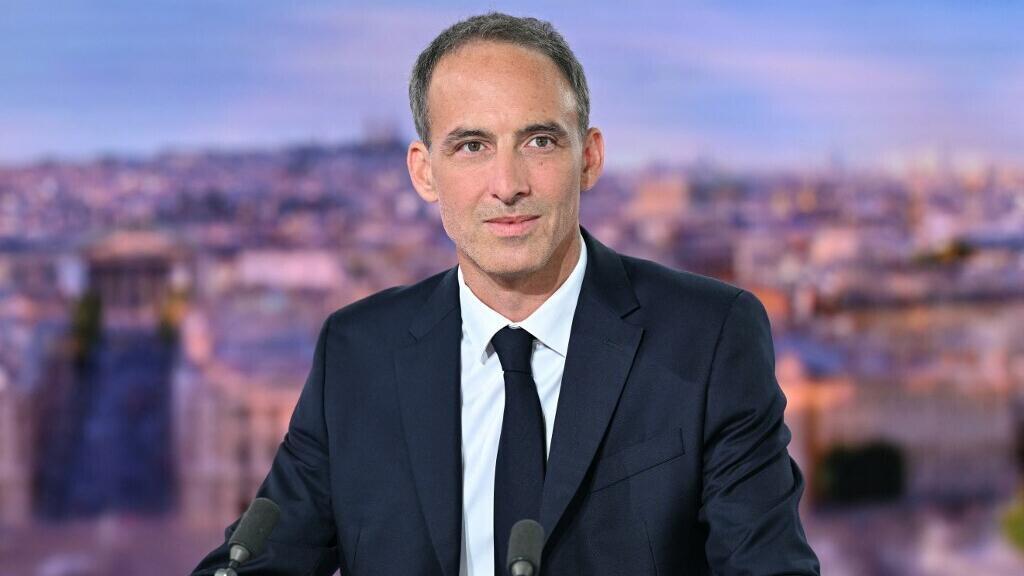 Centre-left Glucksmann enters French presidential race as left tries to unite