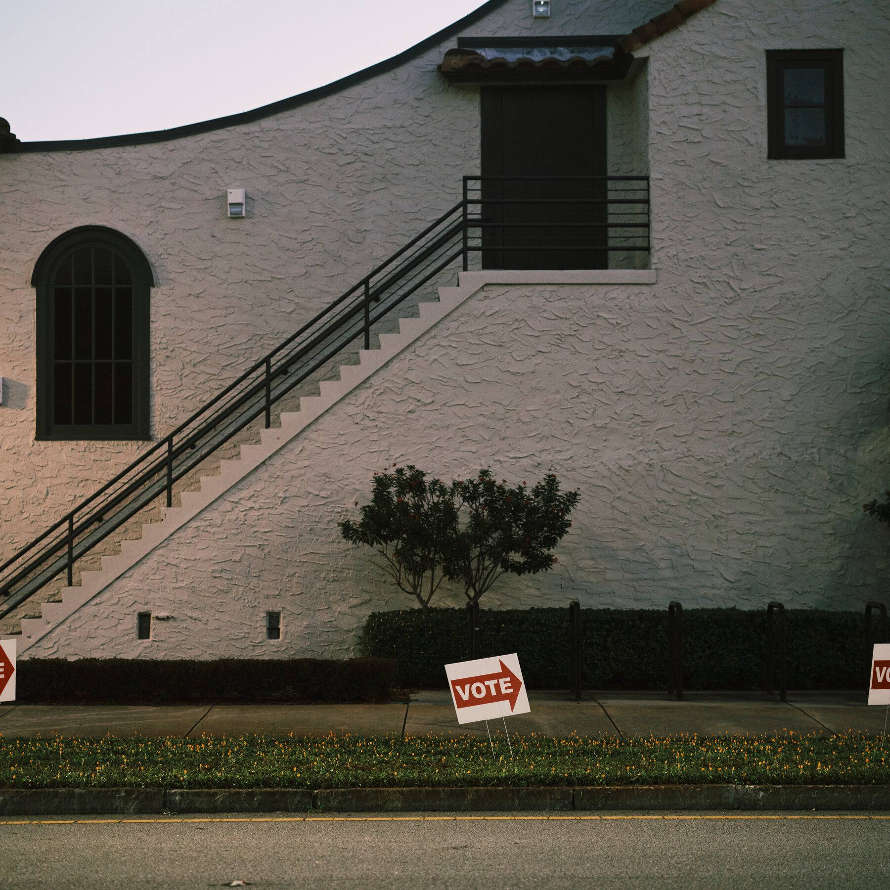 Fringe Views in Primary Campaigns Rattle Florida Jews