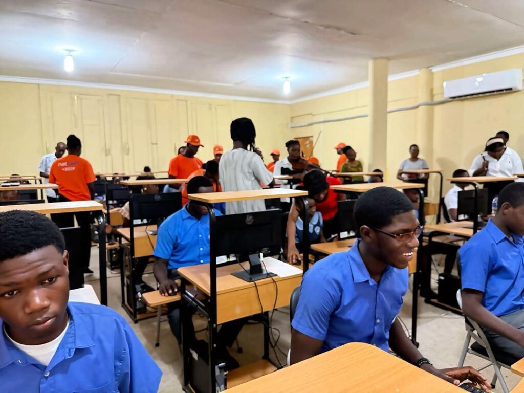 25 nouveaux ordinateurs pour renforcer l’apprentissage numérique à la Fondation Vincent