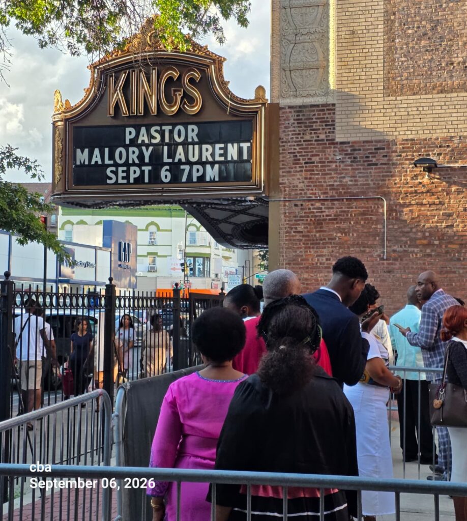 Brooklyn | Salvation Church of God célèbre dix ans de ministère au Kings Theatre, devant plus de 3 000 fidèles