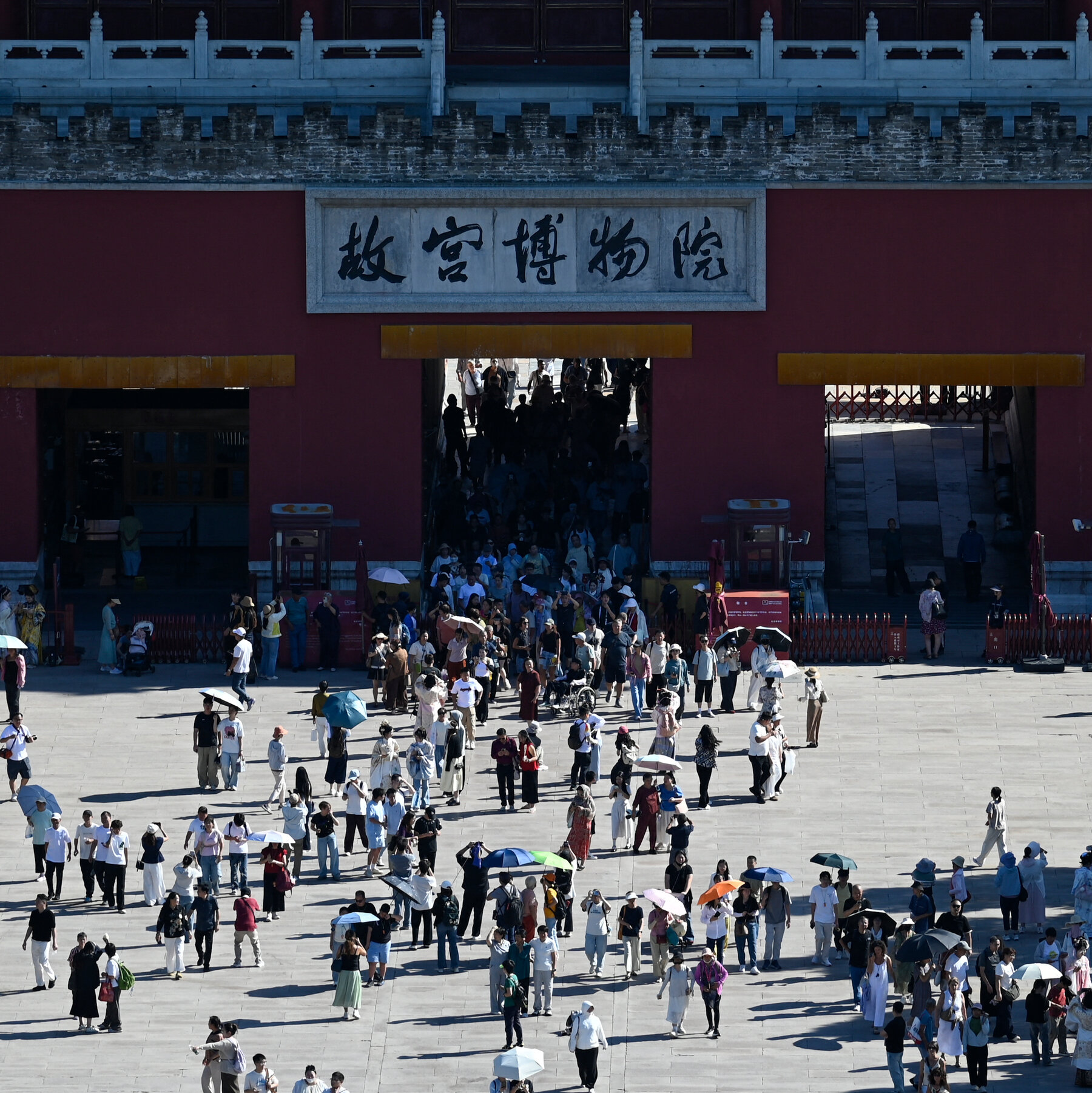 Chinese Threat Requires a Broader Spying Mission, C.I.A. Deputy Director Says