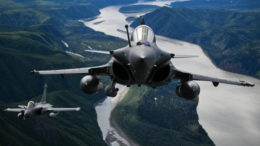 French Rafale jets take flight for 40,000-kilometre mission over three-continents