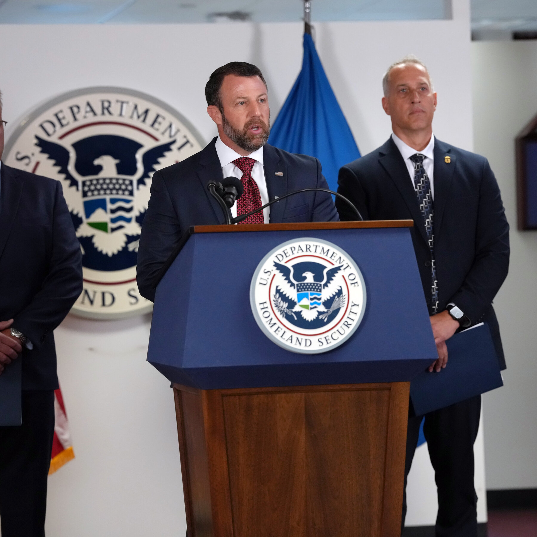Markwayne Mullin Lost His Pick to Lead ICE, as He Struggles to Prove His Toughness on Immigration