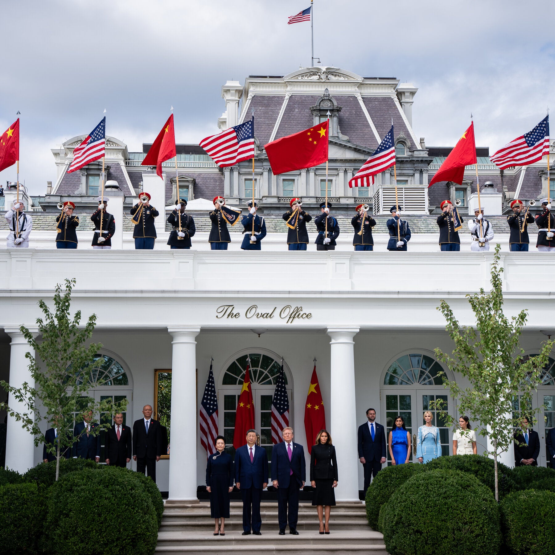 Flyovers and Pandas Masked Divides in Trump and Xi’s U.S.-China Summit