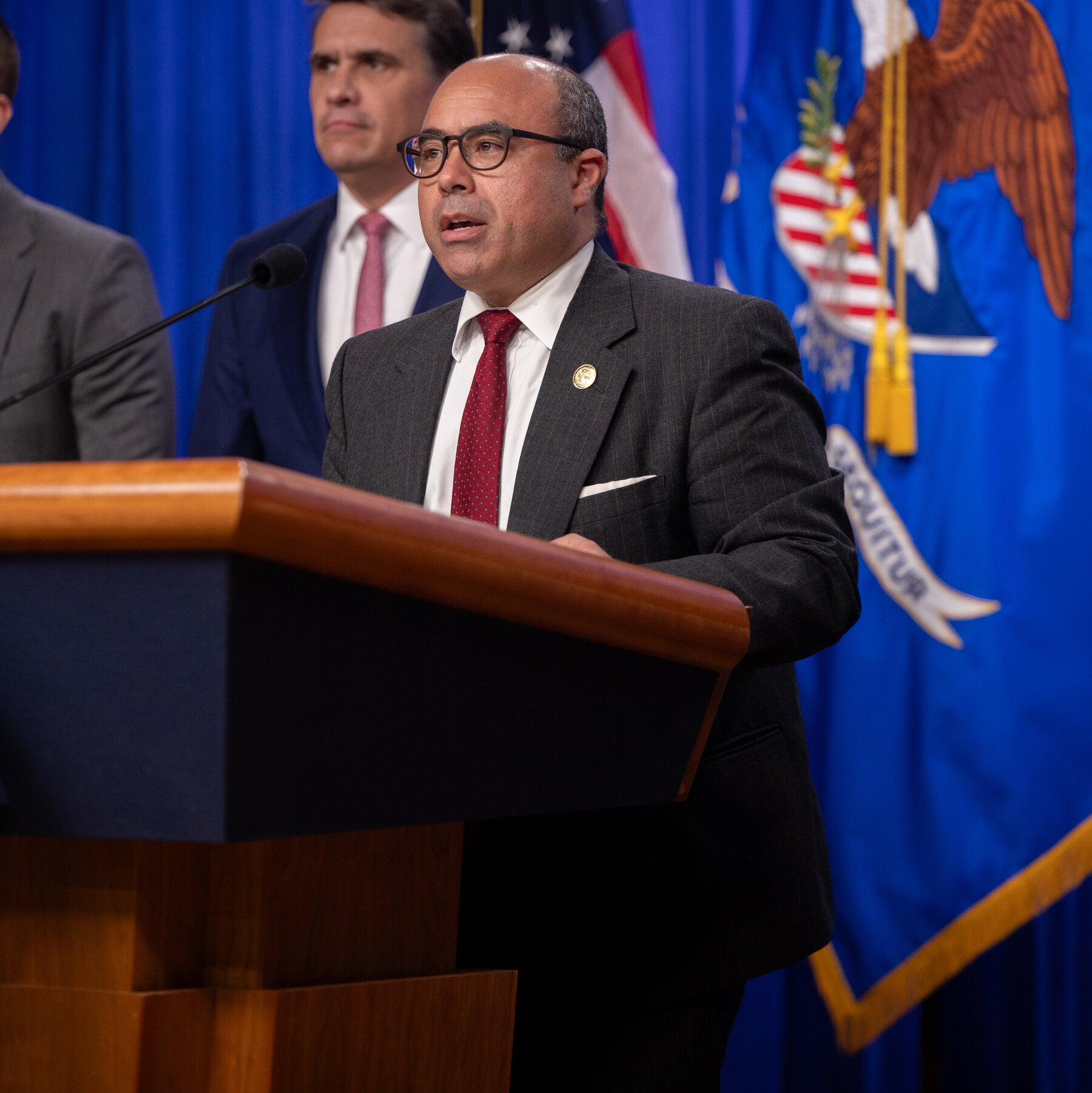 Prosecutor Resigns, Saying U.S. Attorney Mishandled Chicago Protest Case