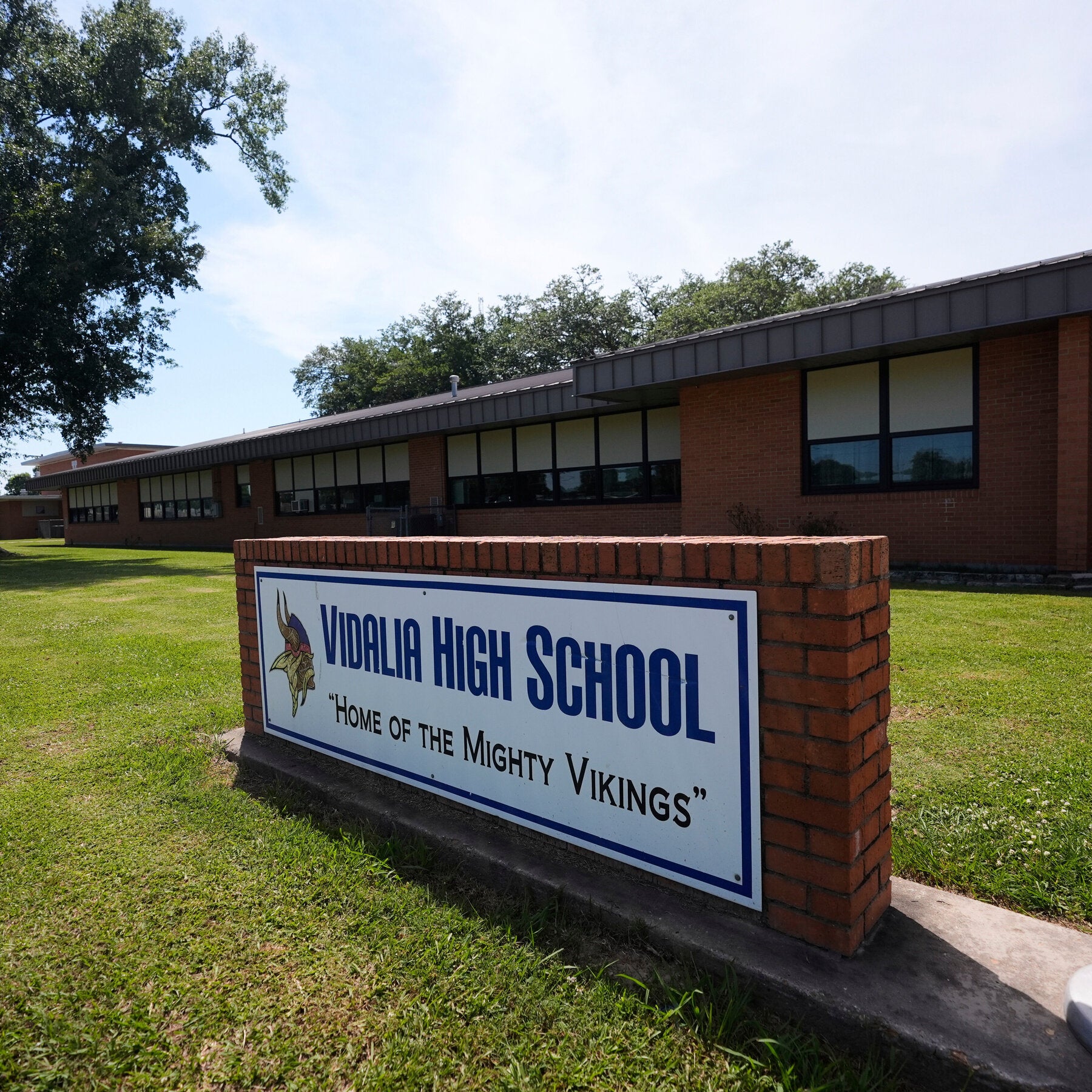 Justice Department Scraps Dozens of School Desegregation Cases
