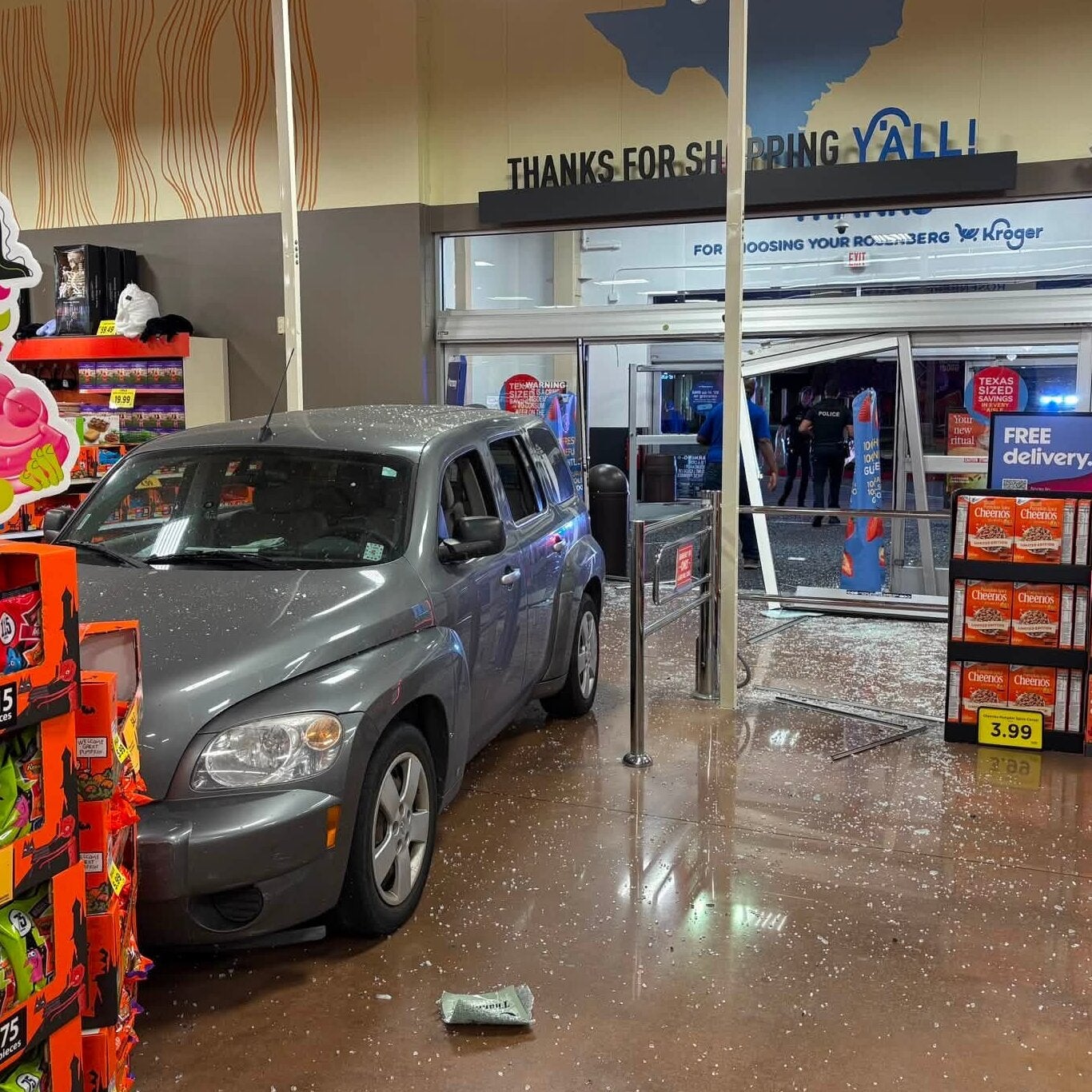 A Driver Desperate to Use the Bathroom Plows Into a Kroger in Texas, the Police Say