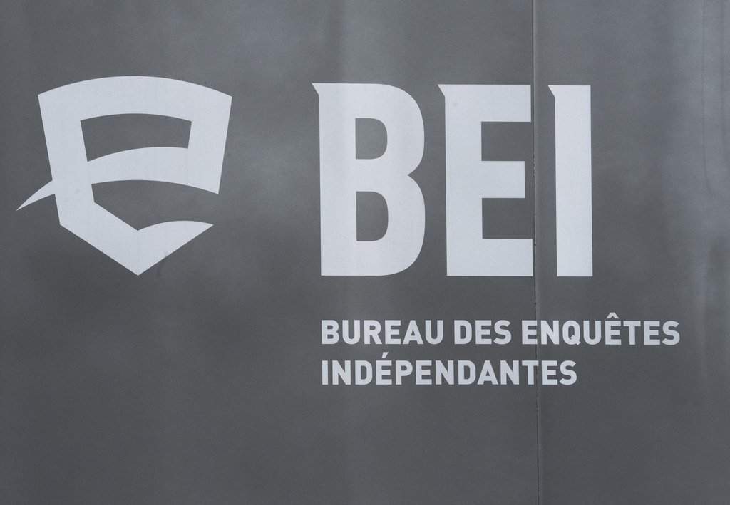 Person in critical condition after exchanging shots with Quebec provincial police