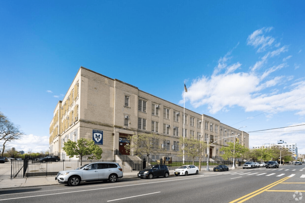 New York | Trois écoles évacuées après des alertes à la bombe