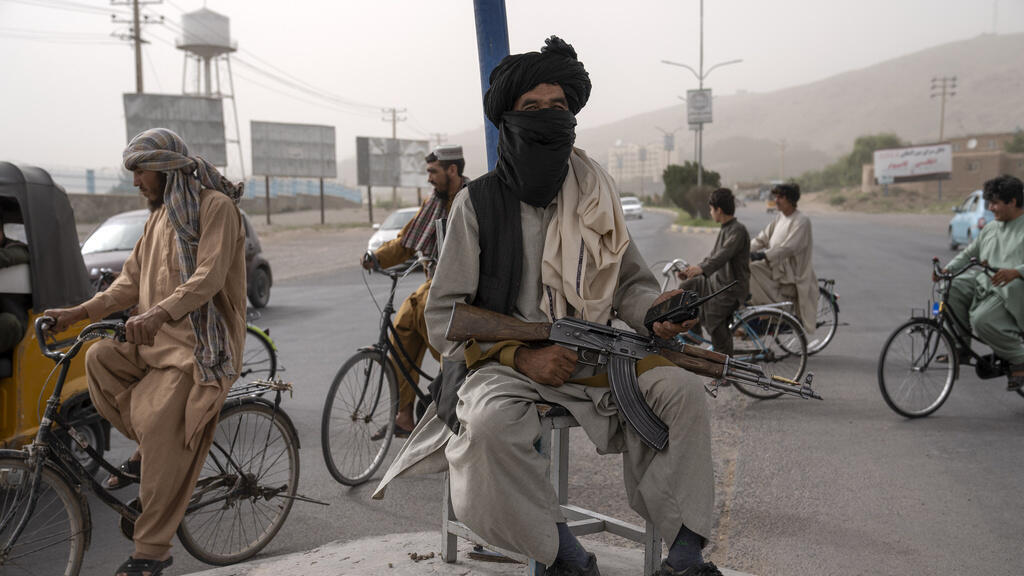 France confirms talks with Taliban to deport Afghans considered security risk